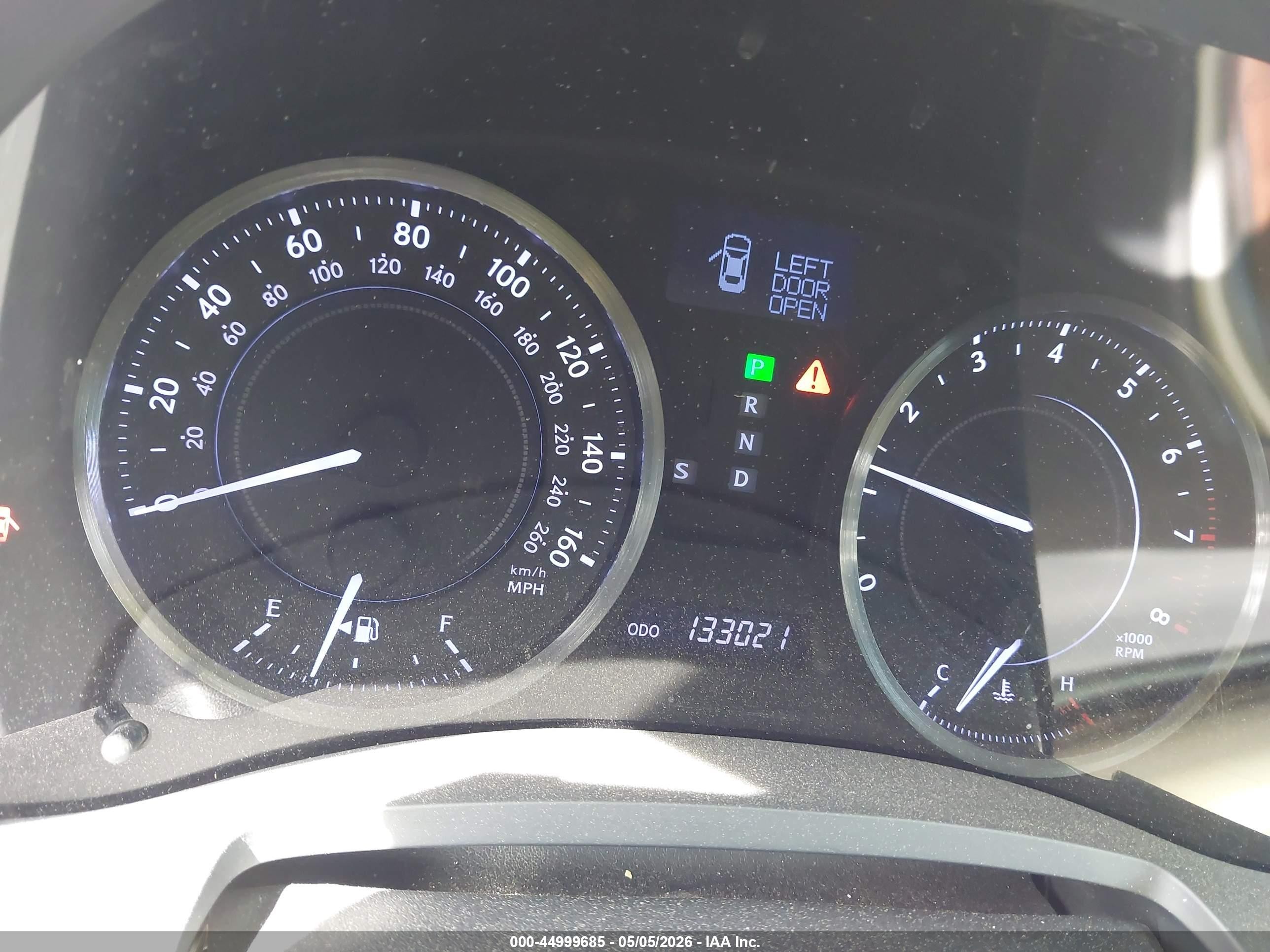 2014 Lexus Is 350c   White vin: JTHFE2C2XE2510399
