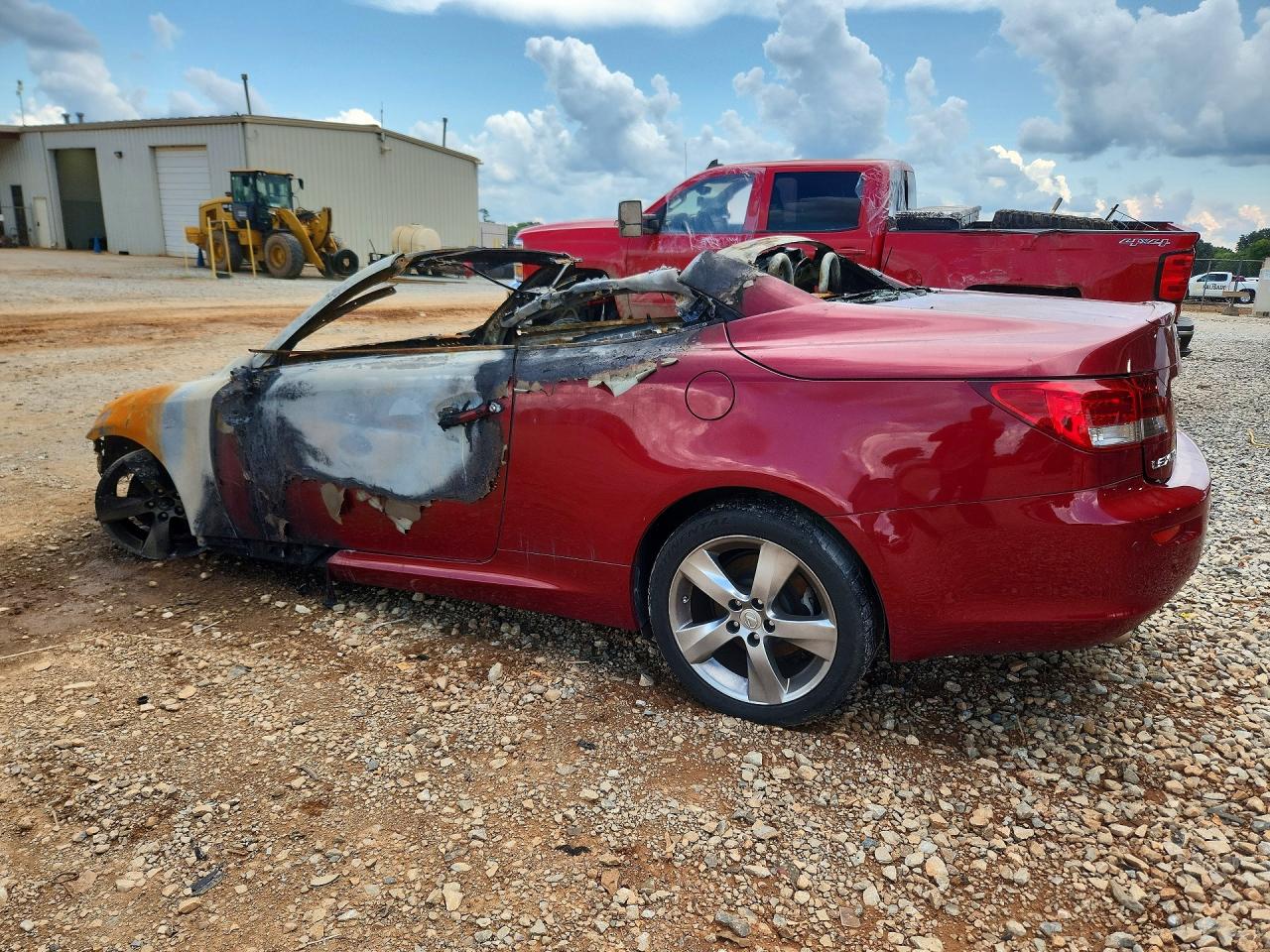 2010 Lexus Is 250c Base Red vin: JTHFF2C20A2508460