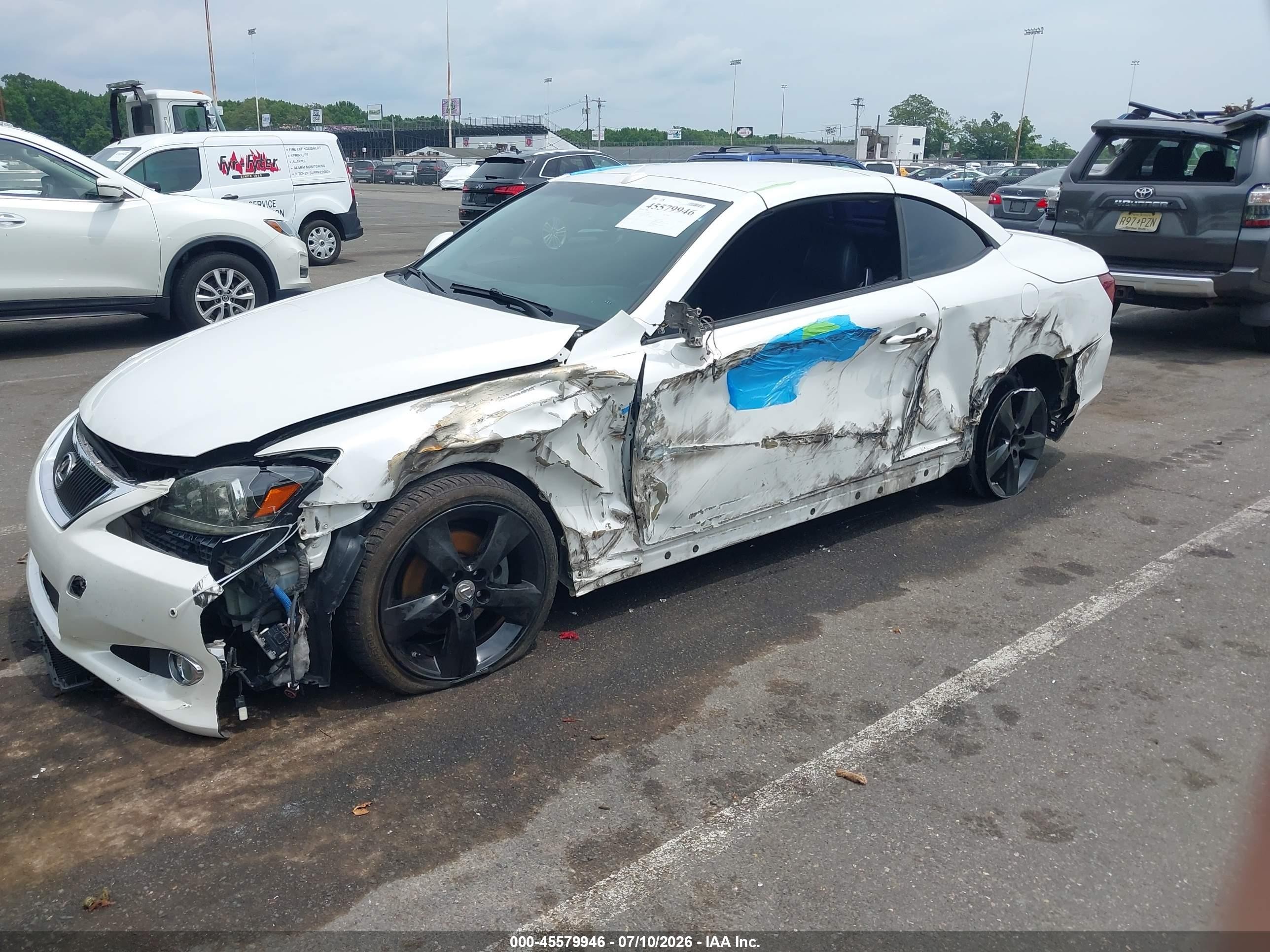 2012 Lexus Is 250c   Белый vin: JTHFF2C20C2522099
