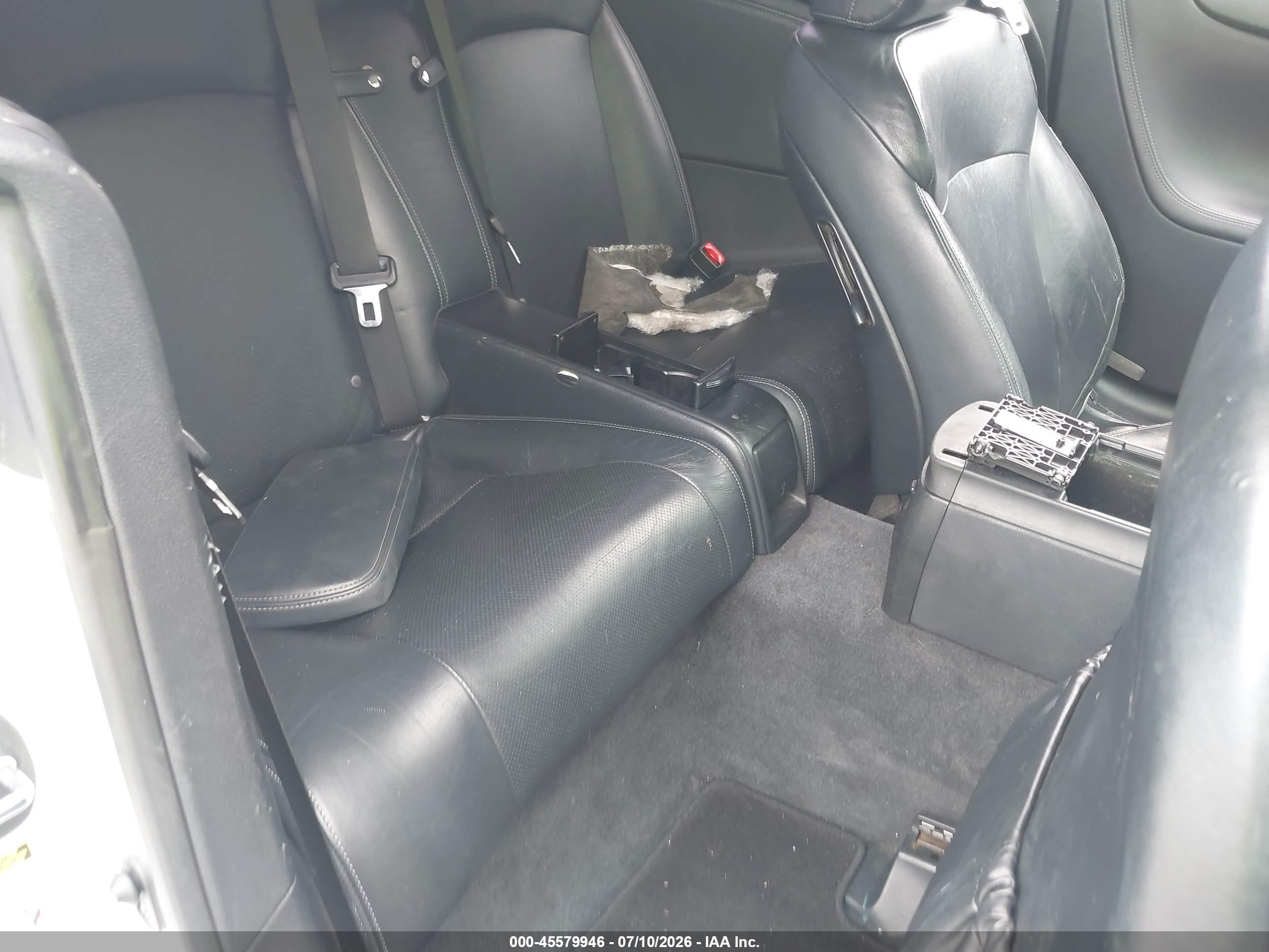 2012 Lexus Is 250c   Белый vin: JTHFF2C20C2522099