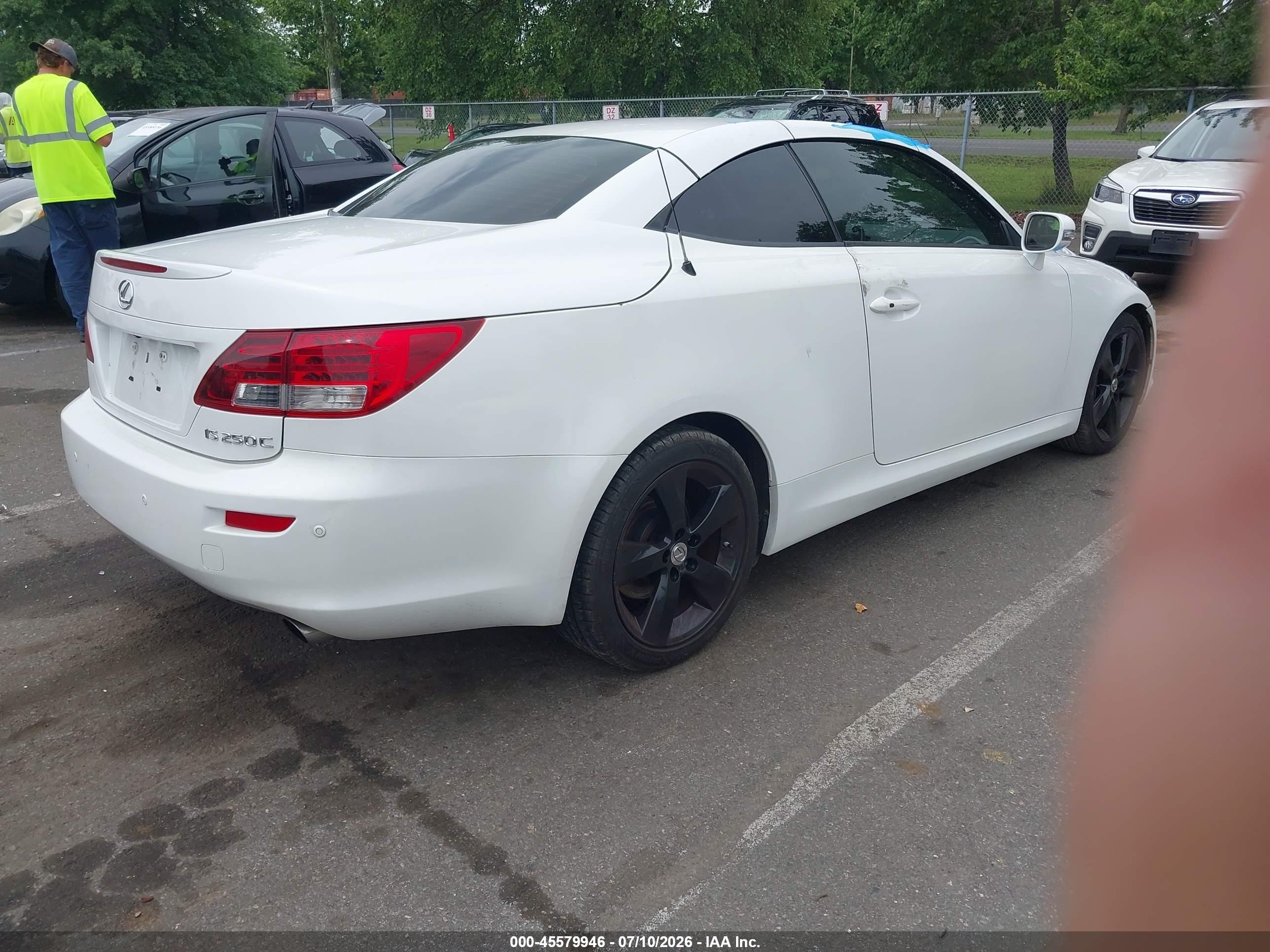 2012 Lexus Is 250c   Белый vin: JTHFF2C20C2522099