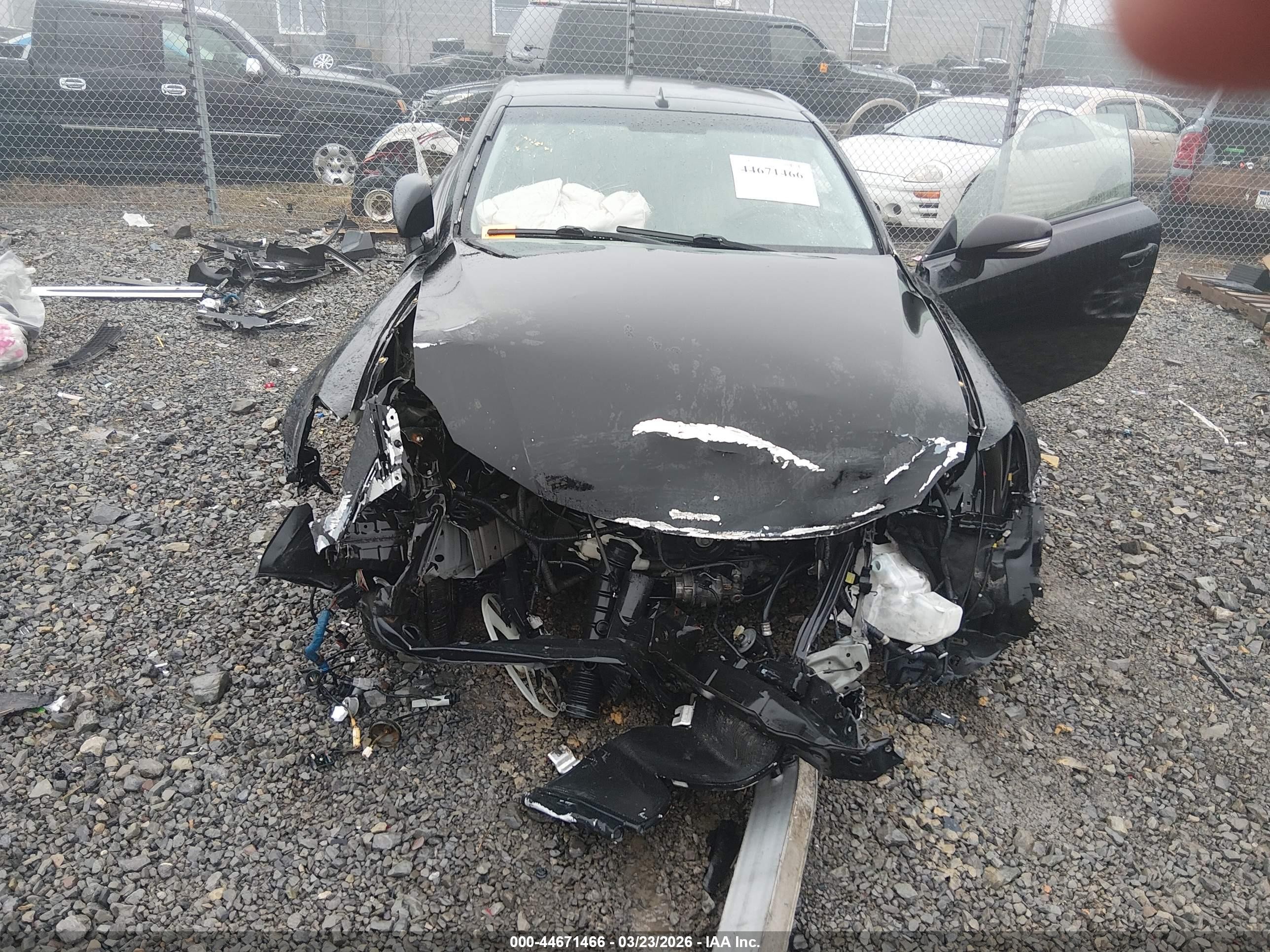 2012 Lexus Is 250c   Black vin: JTHFF2C20C2525147