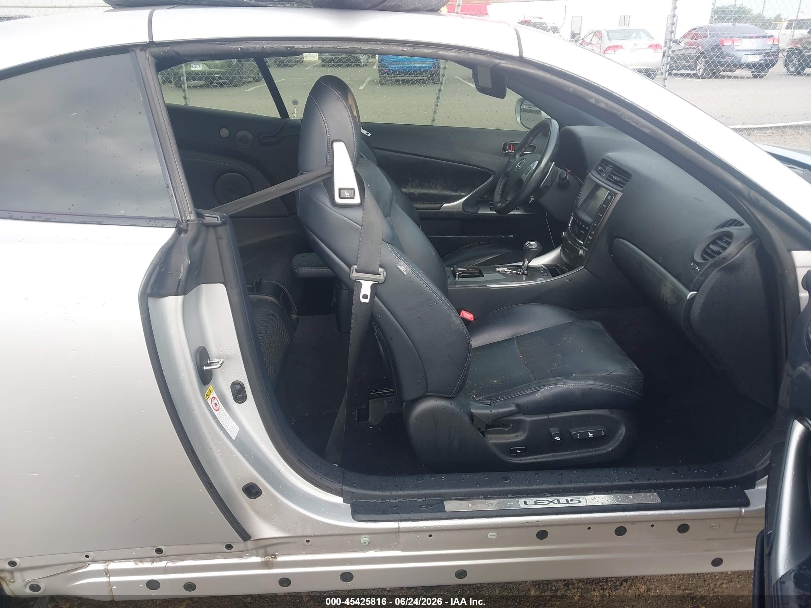 2014 Lexus Is 250c   Silver vin: JTHFF2C20E2529816