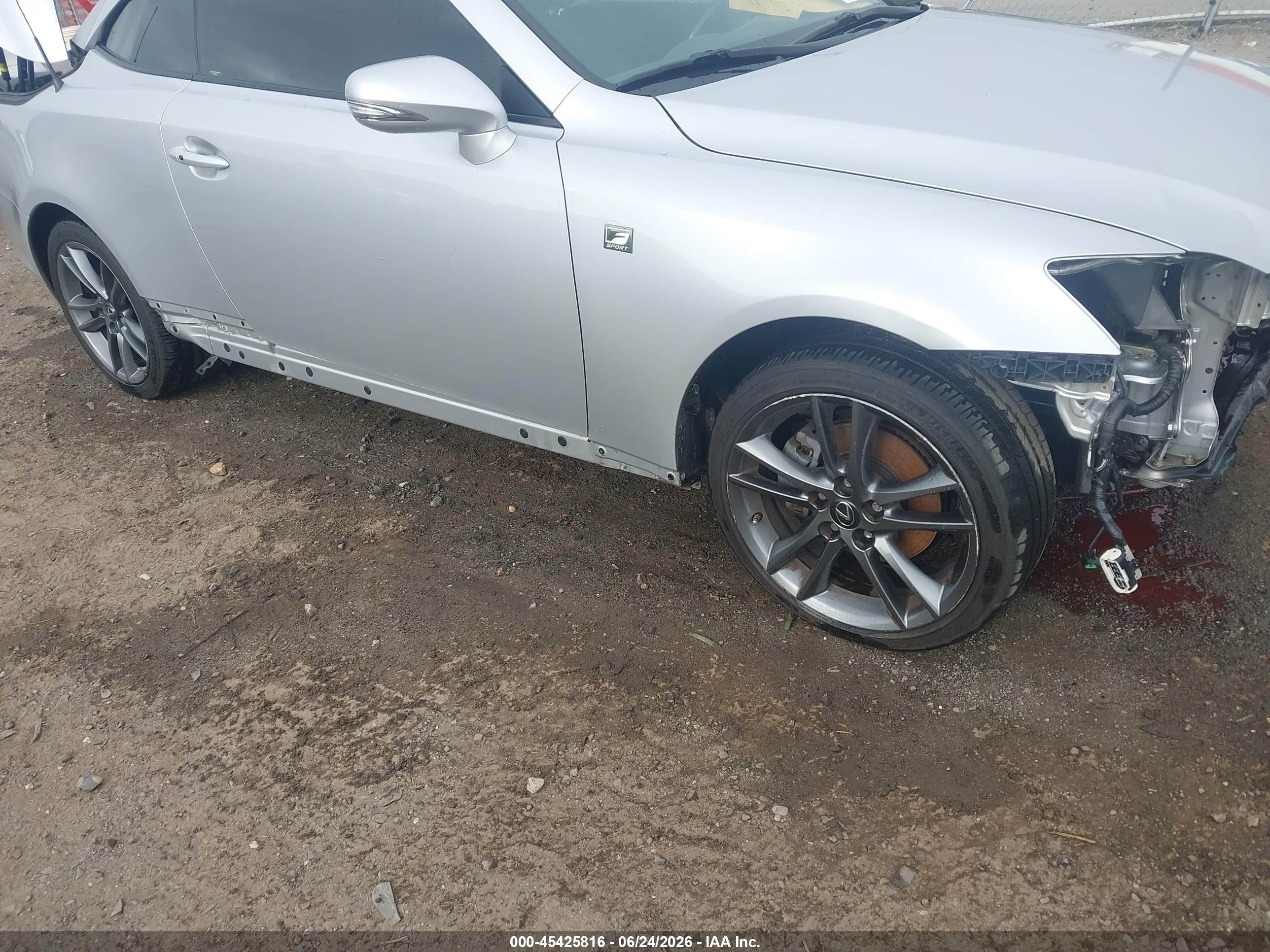 2014 Lexus Is 250c   Silver vin: JTHFF2C20E2529816