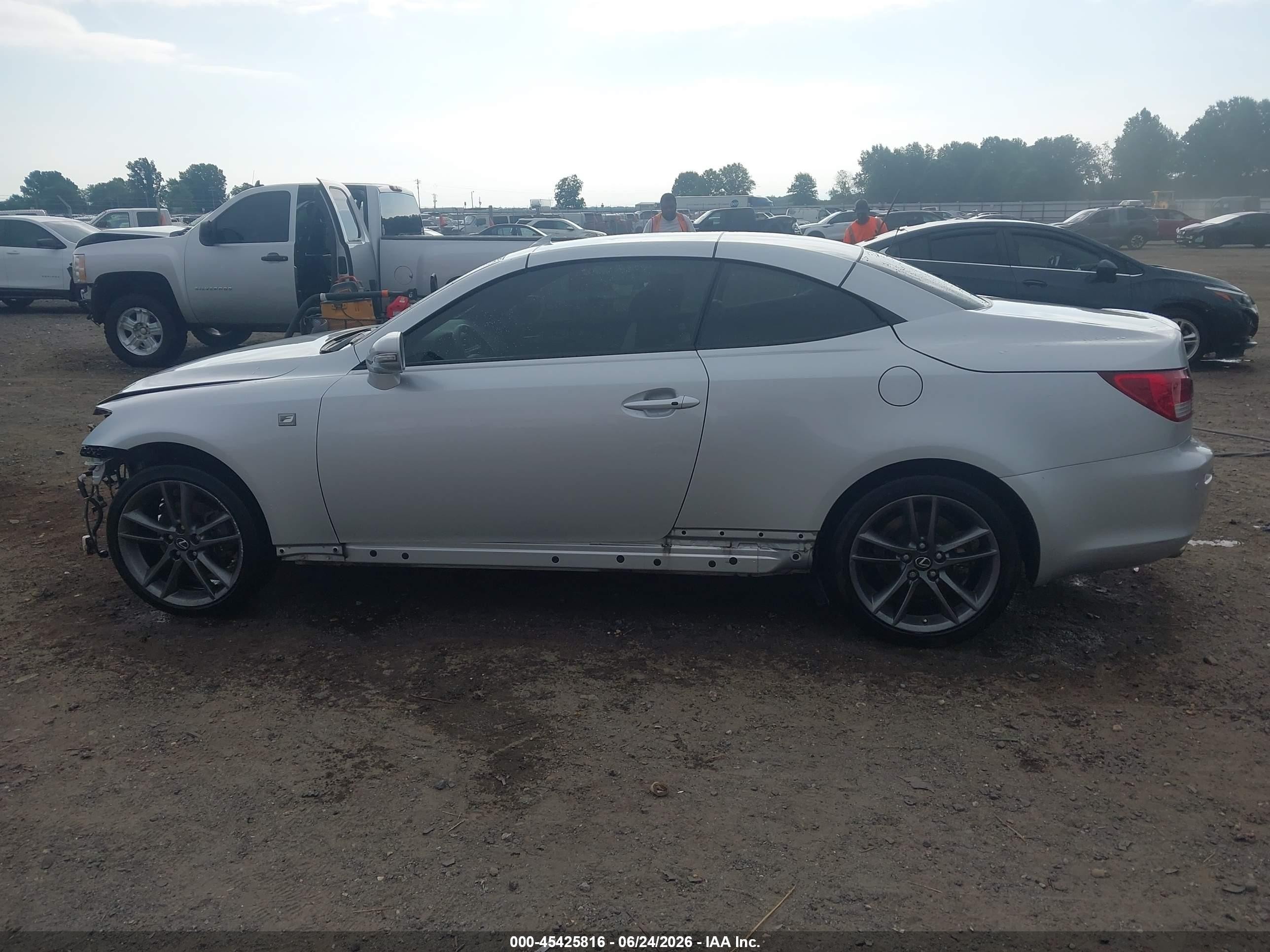 2014 Lexus Is 250c   Silver vin: JTHFF2C20E2529816