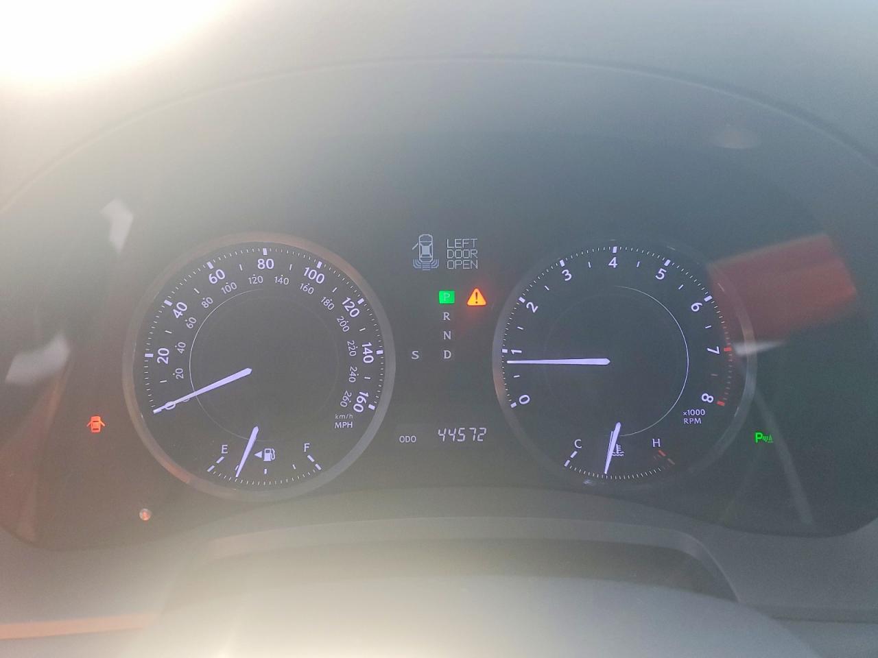 2014 Lexus Is 250c Base White vin: JTHFF2C20E2530190