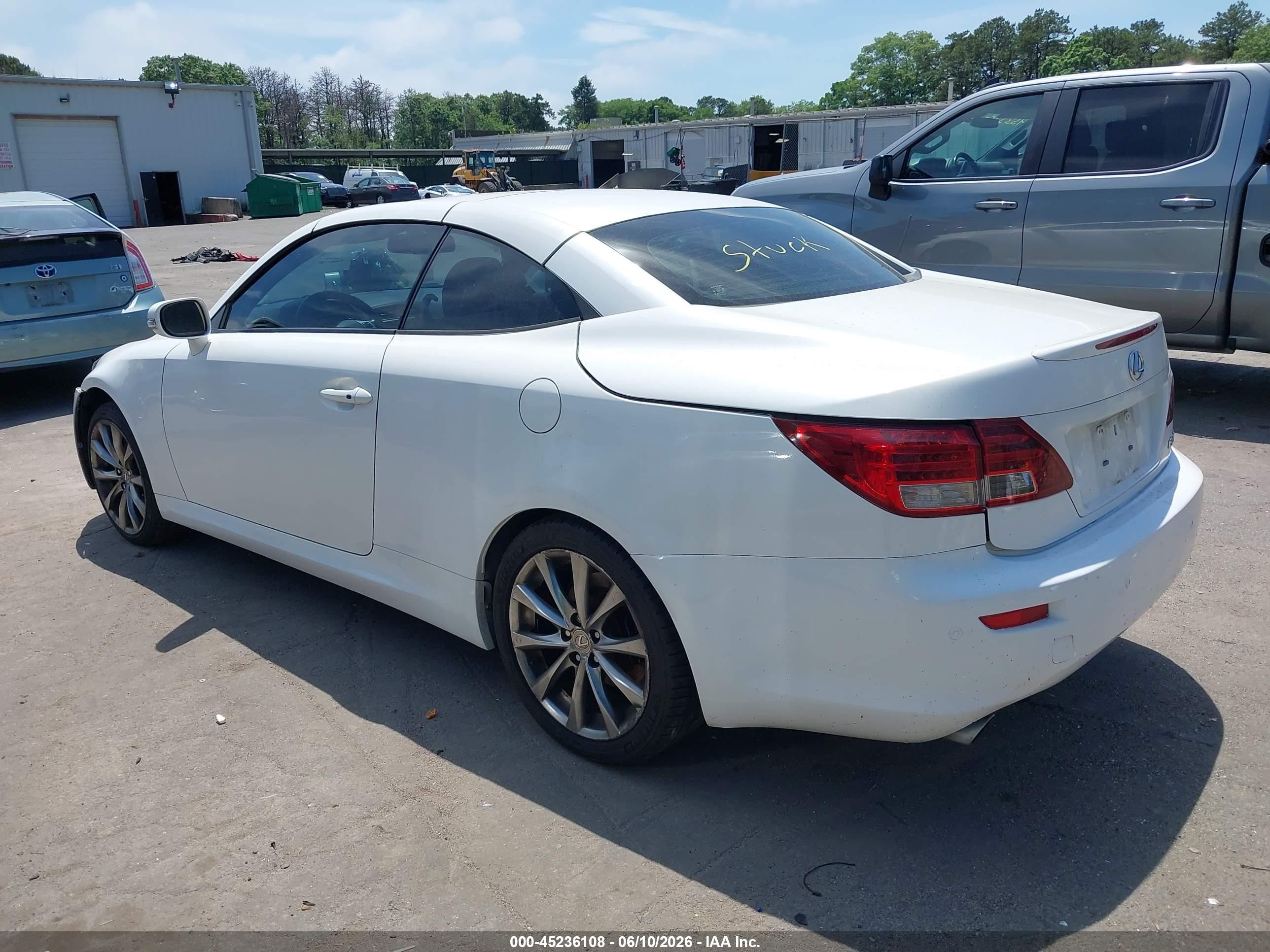 2015 Lexus Is 250c   White vin: JTHFF2C21F2532662