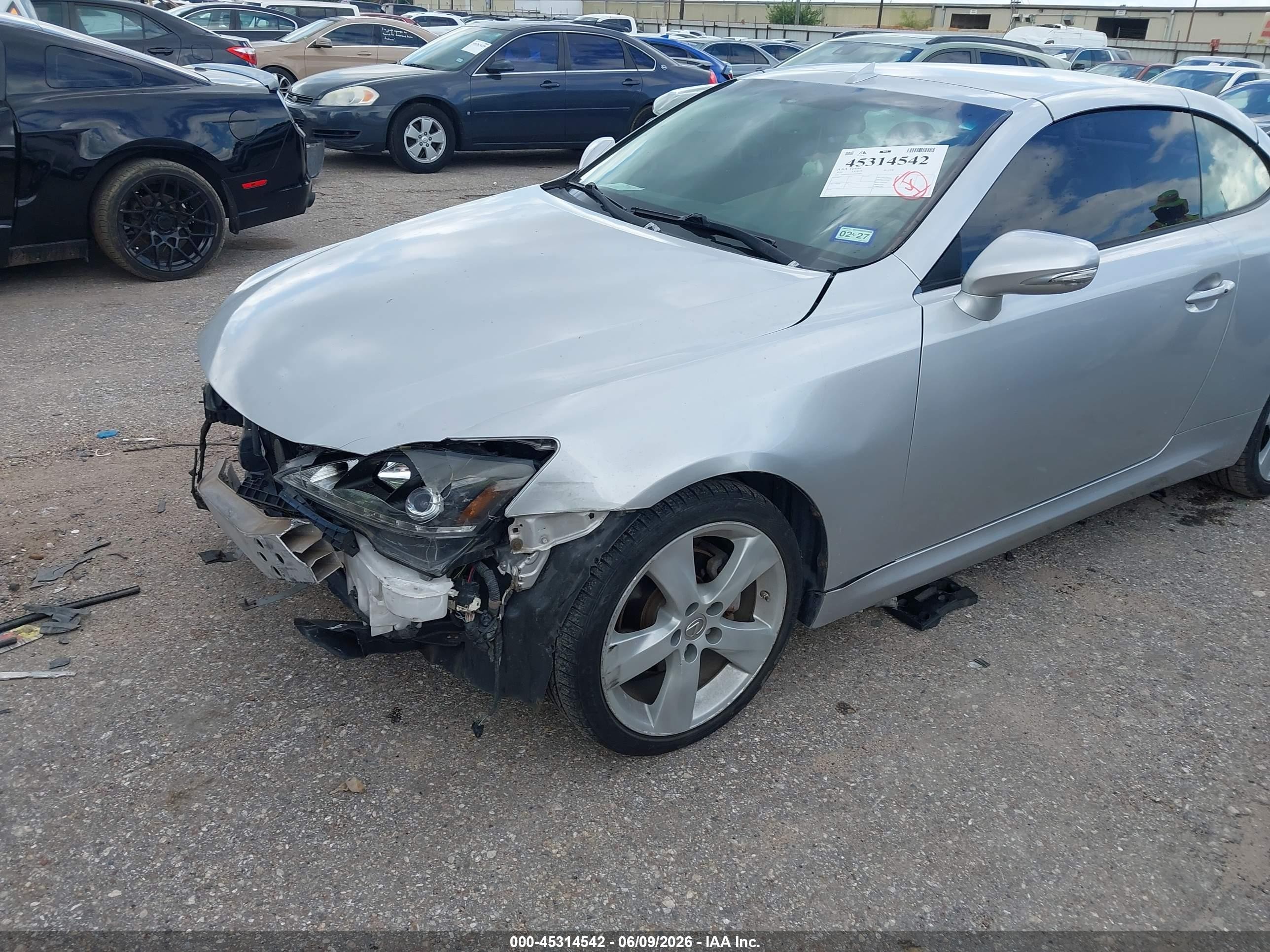 2010 Lexus Is 250c   Silver vin: JTHFF2C22A2513661