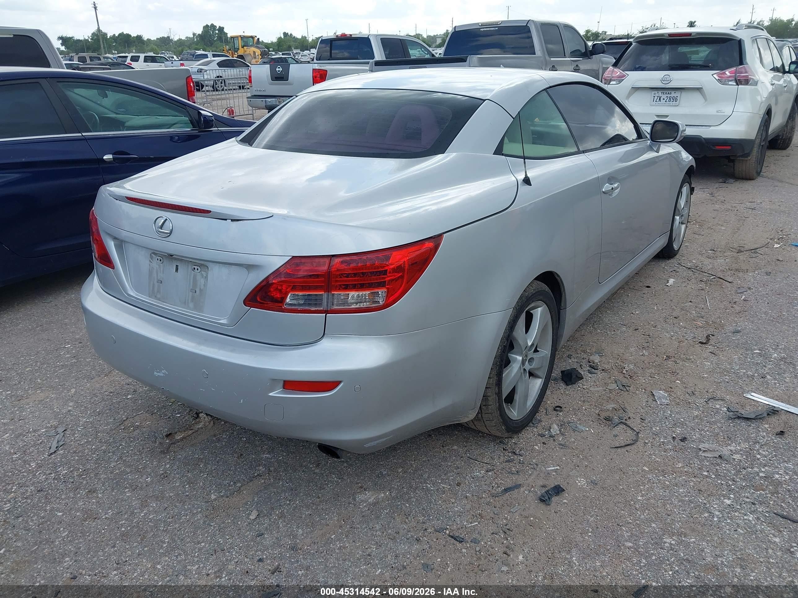 2010 Lexus Is 250c   Silver vin: JTHFF2C22A2513661