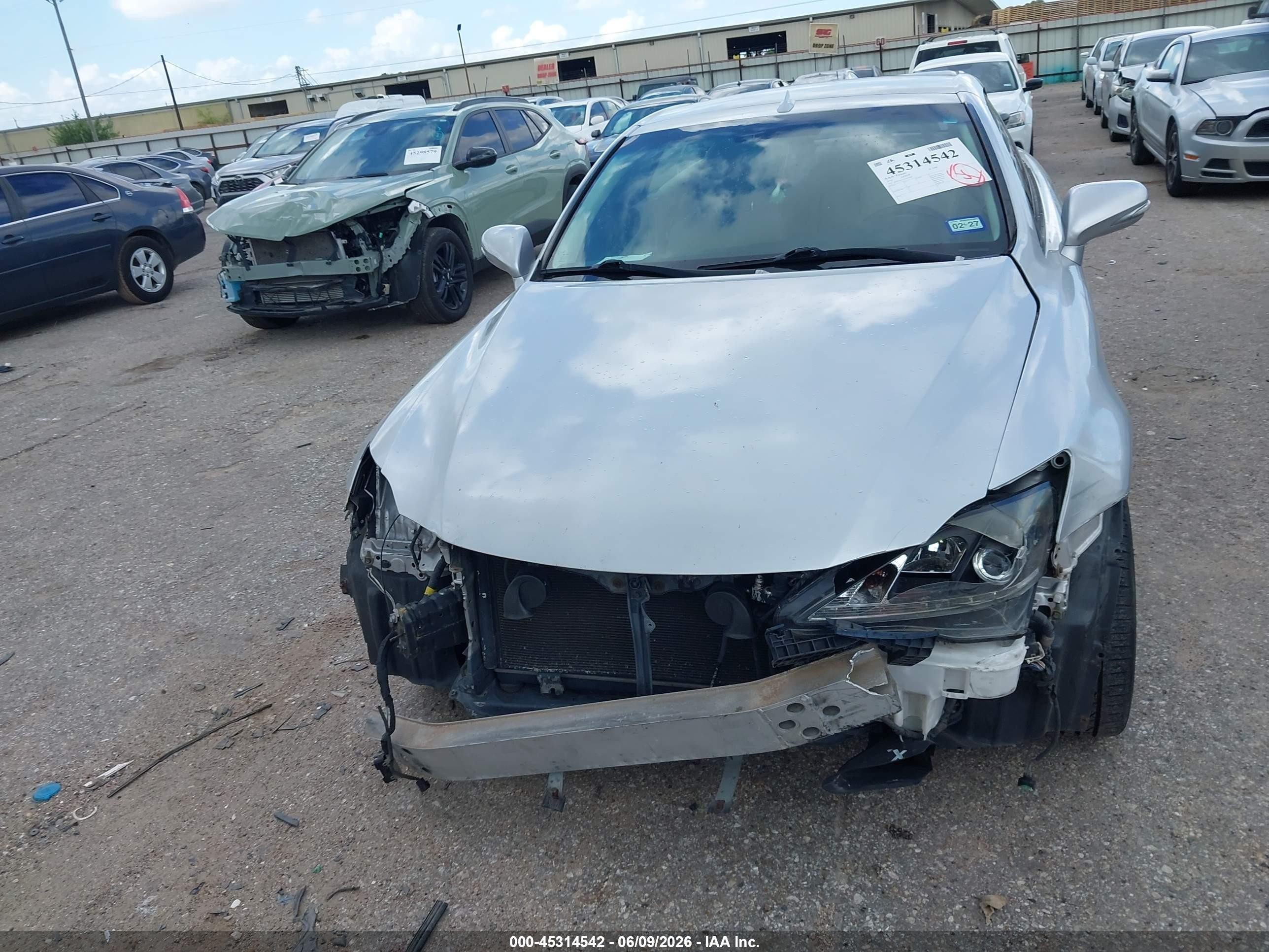 2010 Lexus Is 250c   Silver vin: JTHFF2C22A2513661