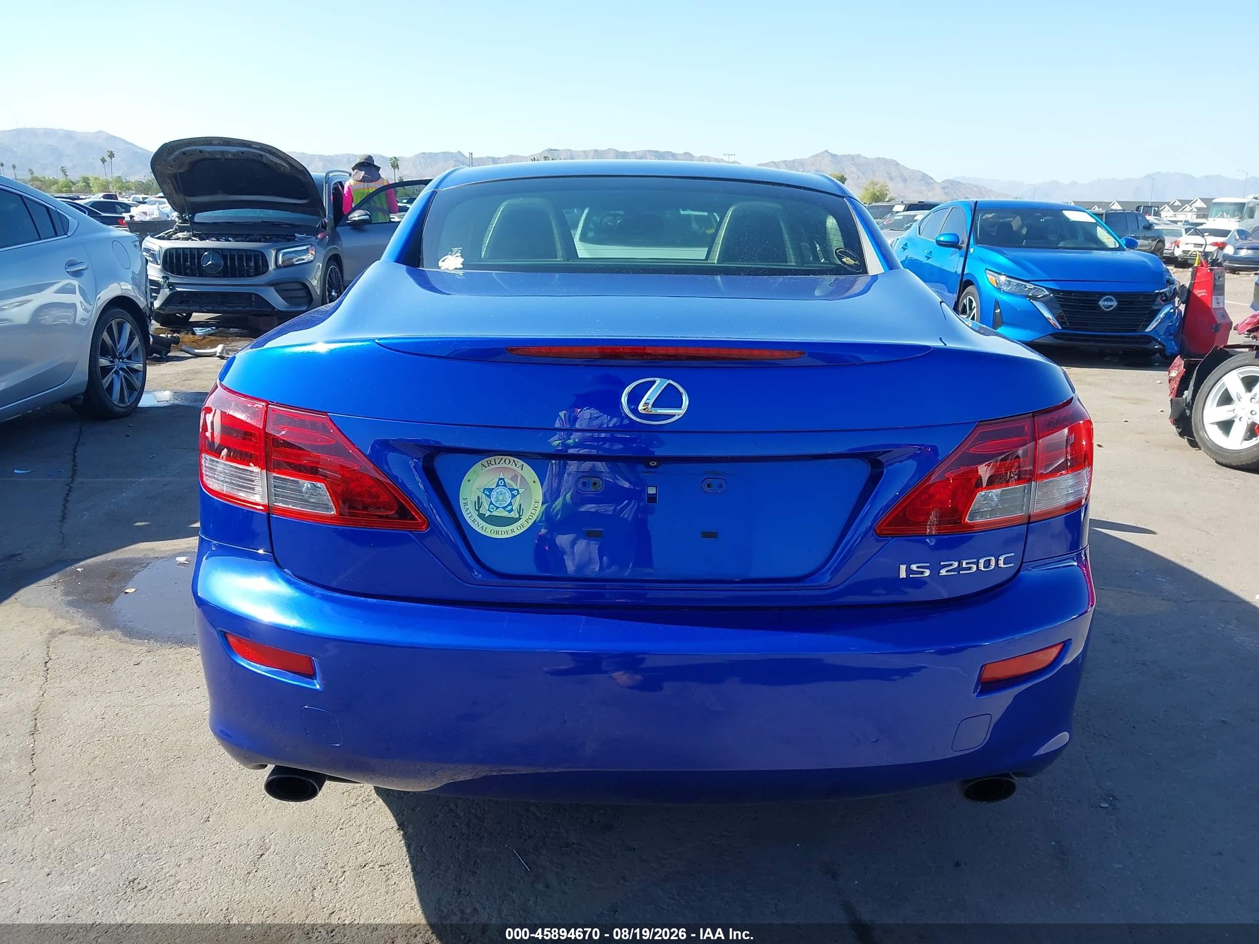 2015 Lexus Is 250c Blue vin: JTHFF2C22F2533271