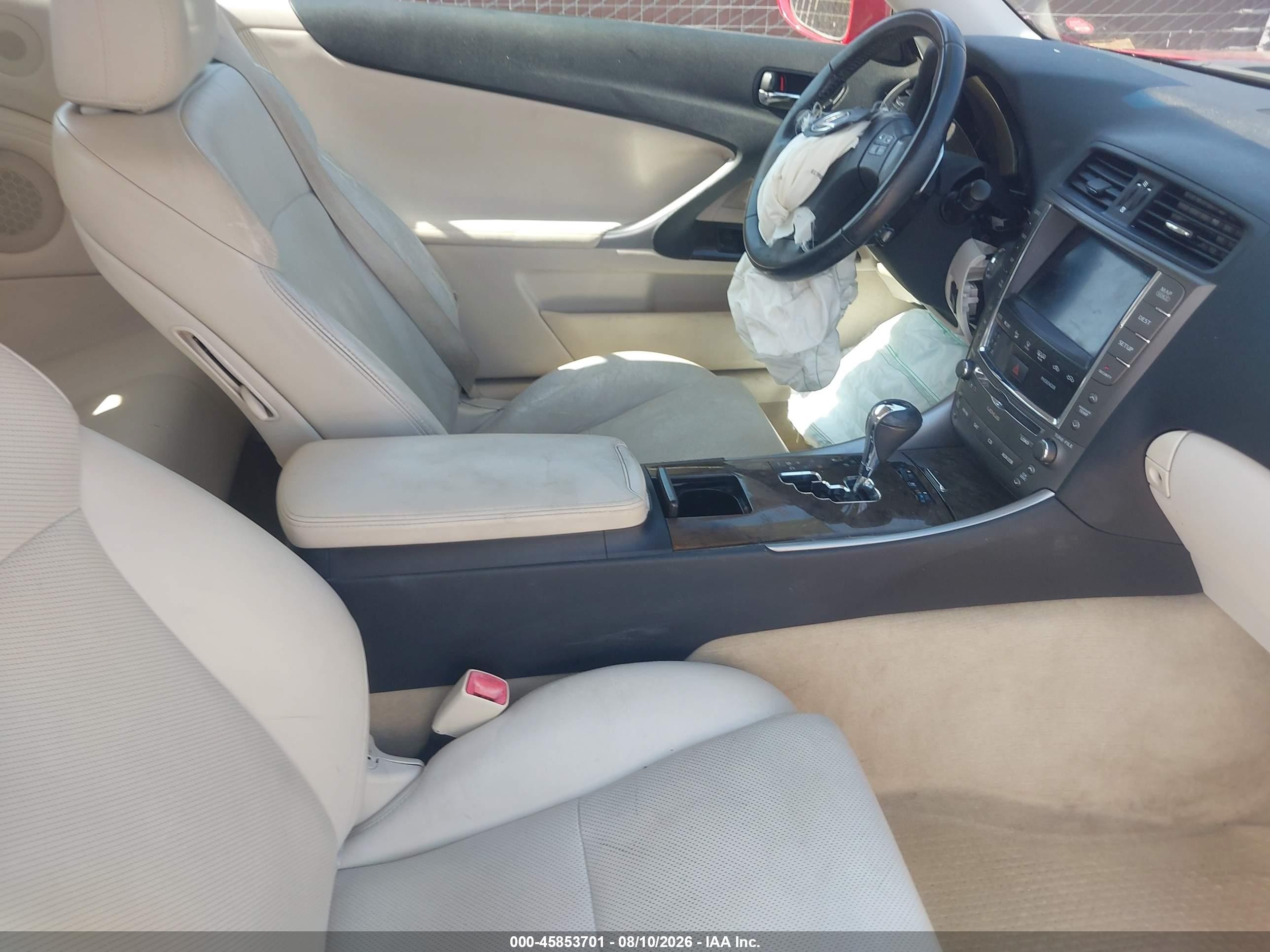 2010 Lexus Is 250c   Maroon vin: JTHFF2C23A2503544