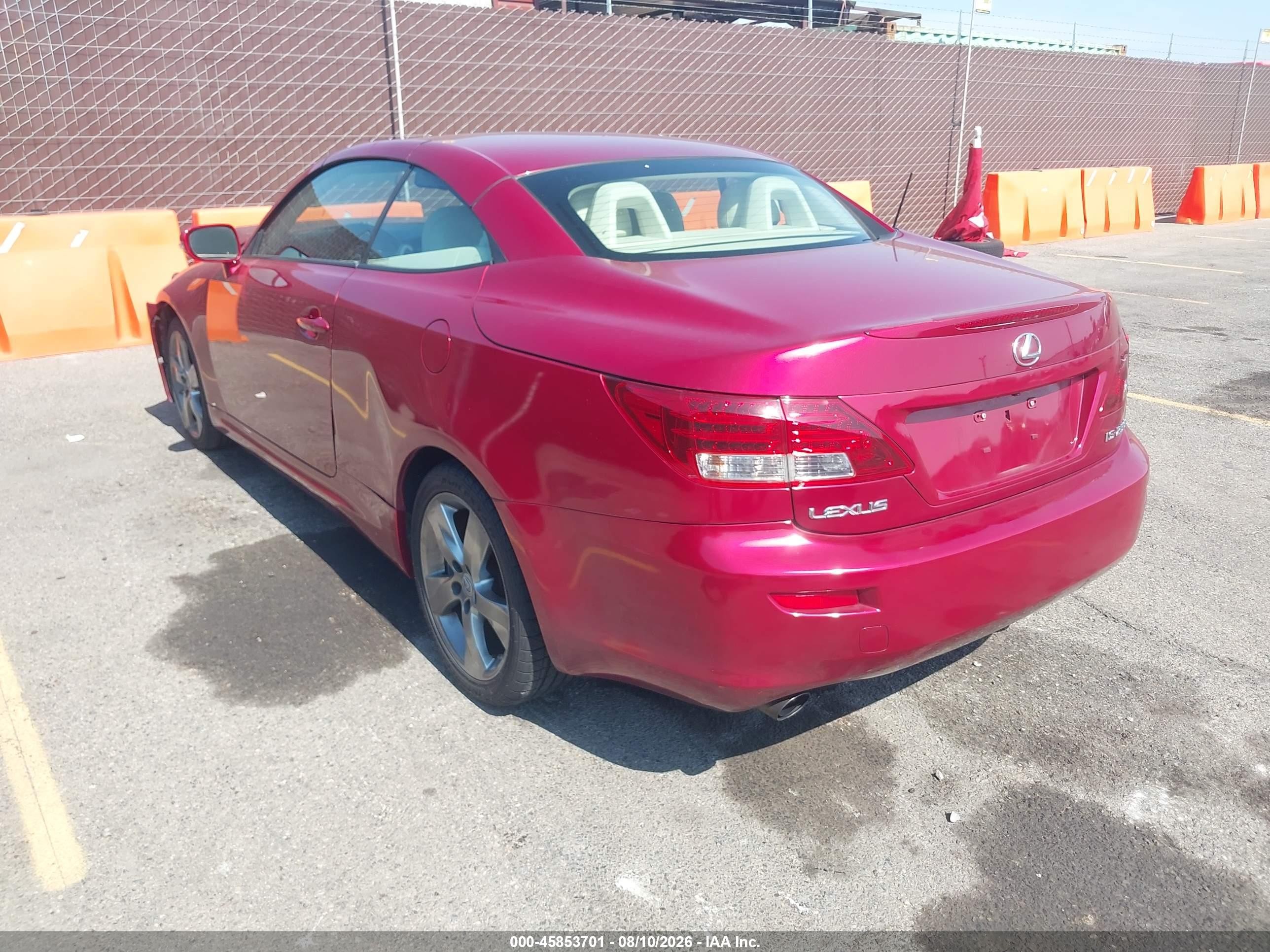 2010 Lexus Is 250c   Maroon vin: JTHFF2C23A2503544