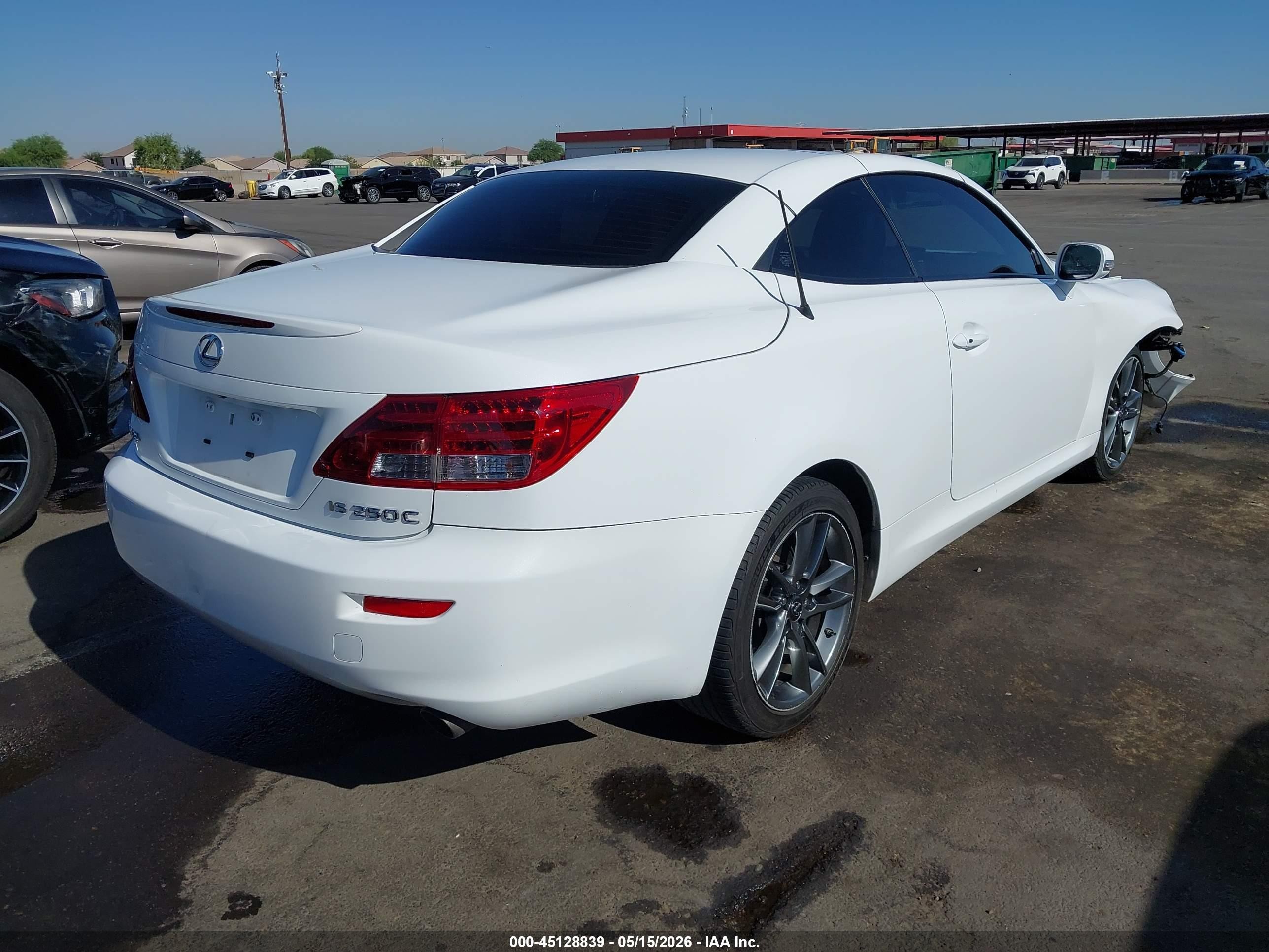 2013 Lexus Is 250c   White vin: JTHFF2C23D2526617