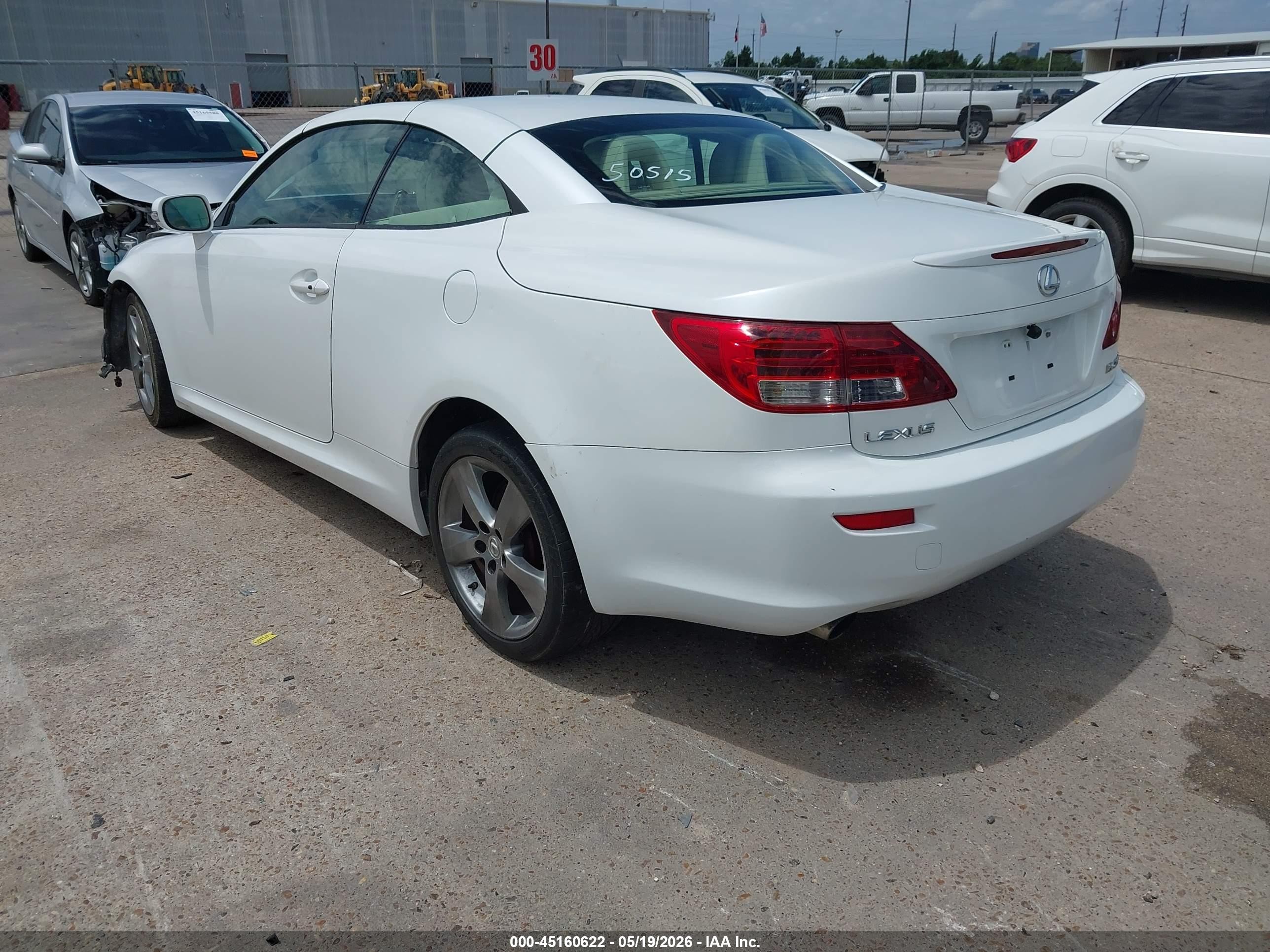 2010 Lexus Is 250c   White vin: JTHFF2C24A2503522