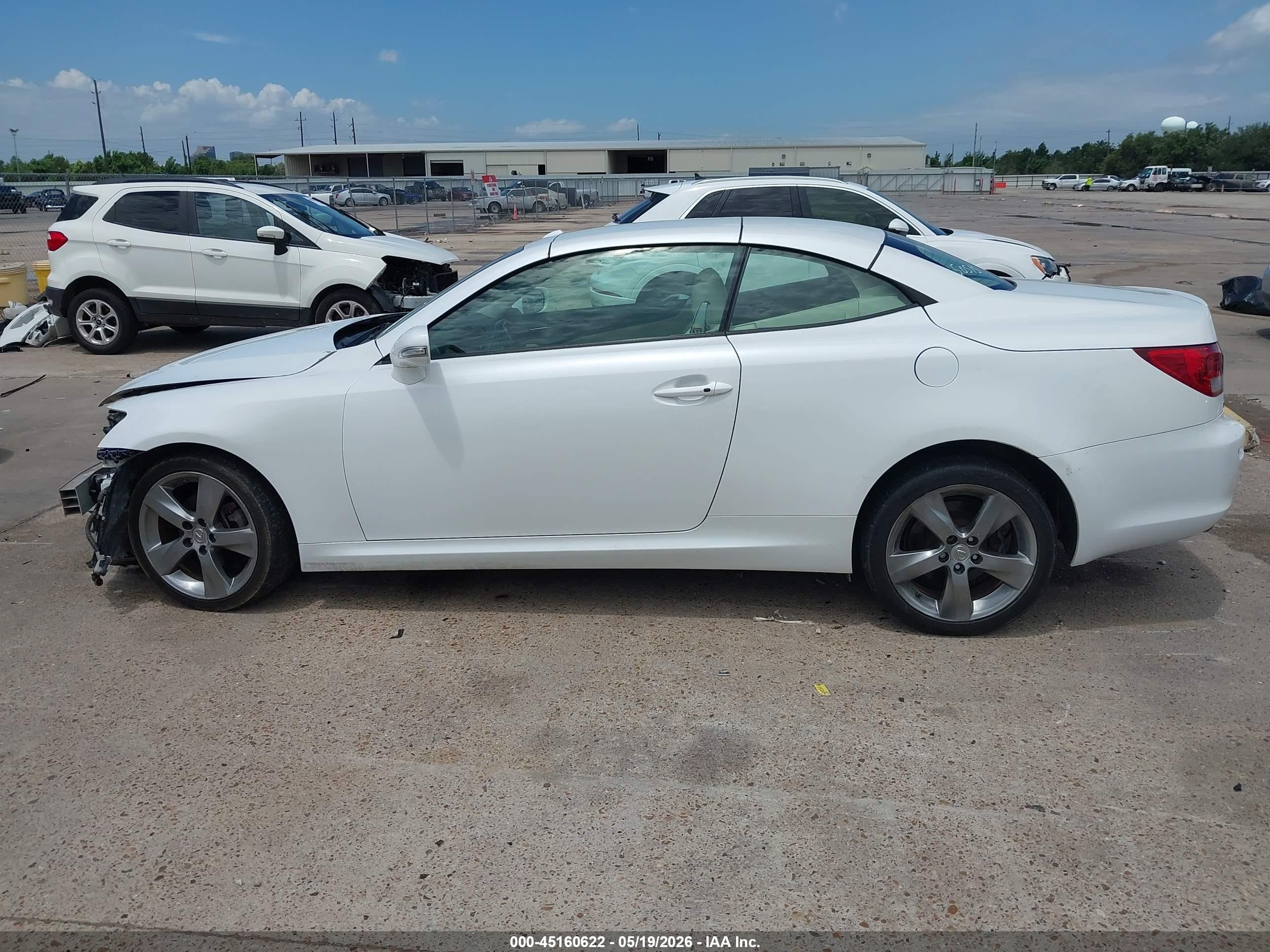 2010 Lexus Is 250c   White vin: JTHFF2C24A2503522
