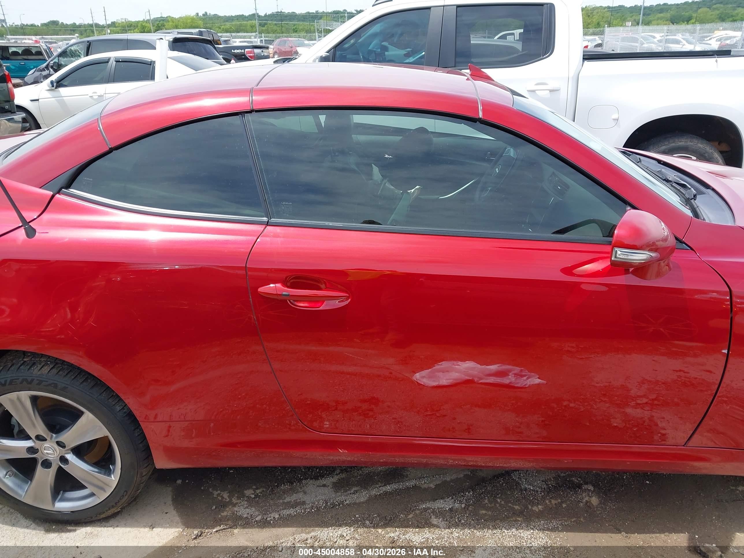 2012 Lexus Is 250c   Maroon vin: JTHFF2C24C2521876
