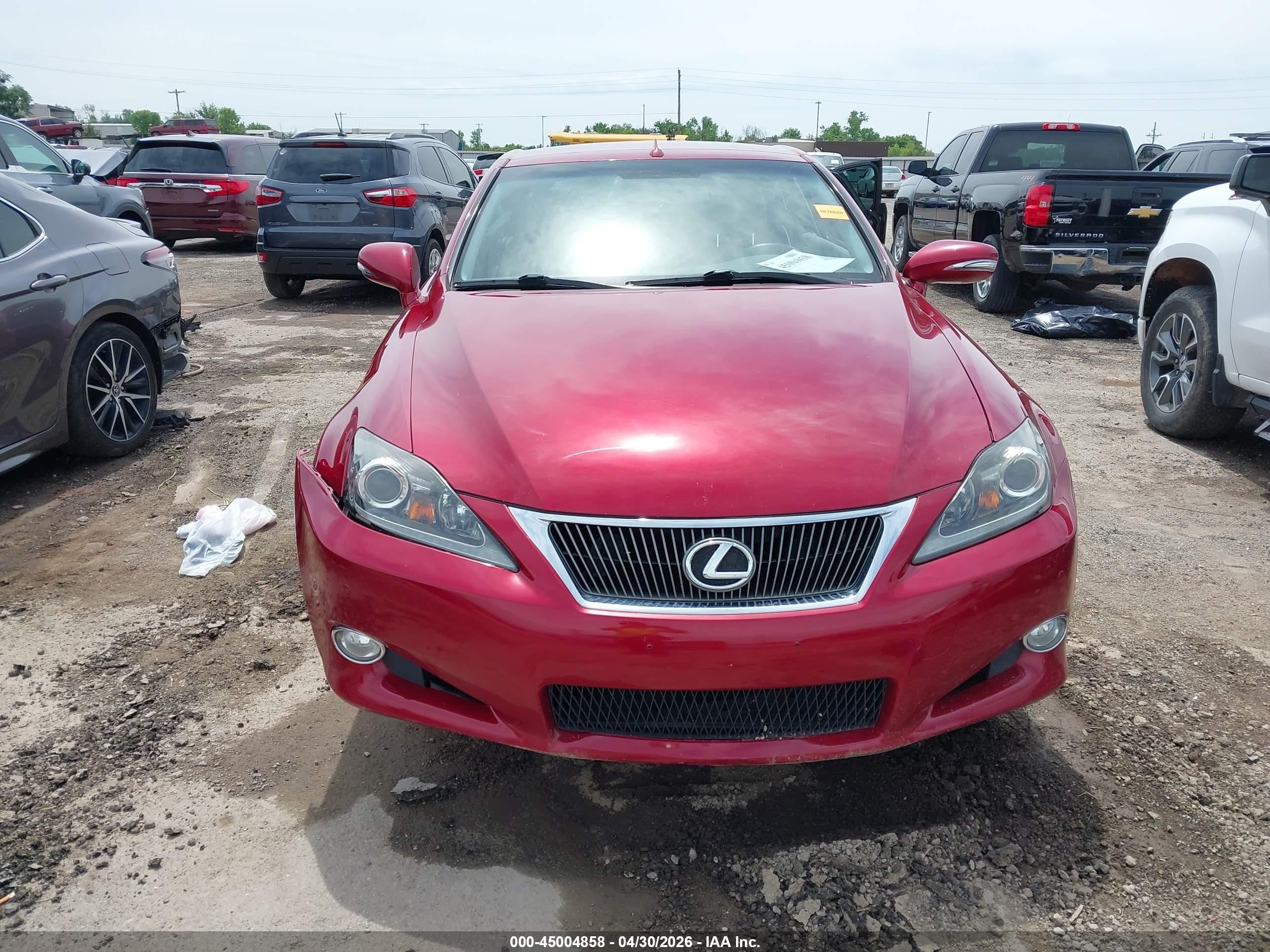 2012 Lexus Is 250c   Maroon vin: JTHFF2C24C2521876