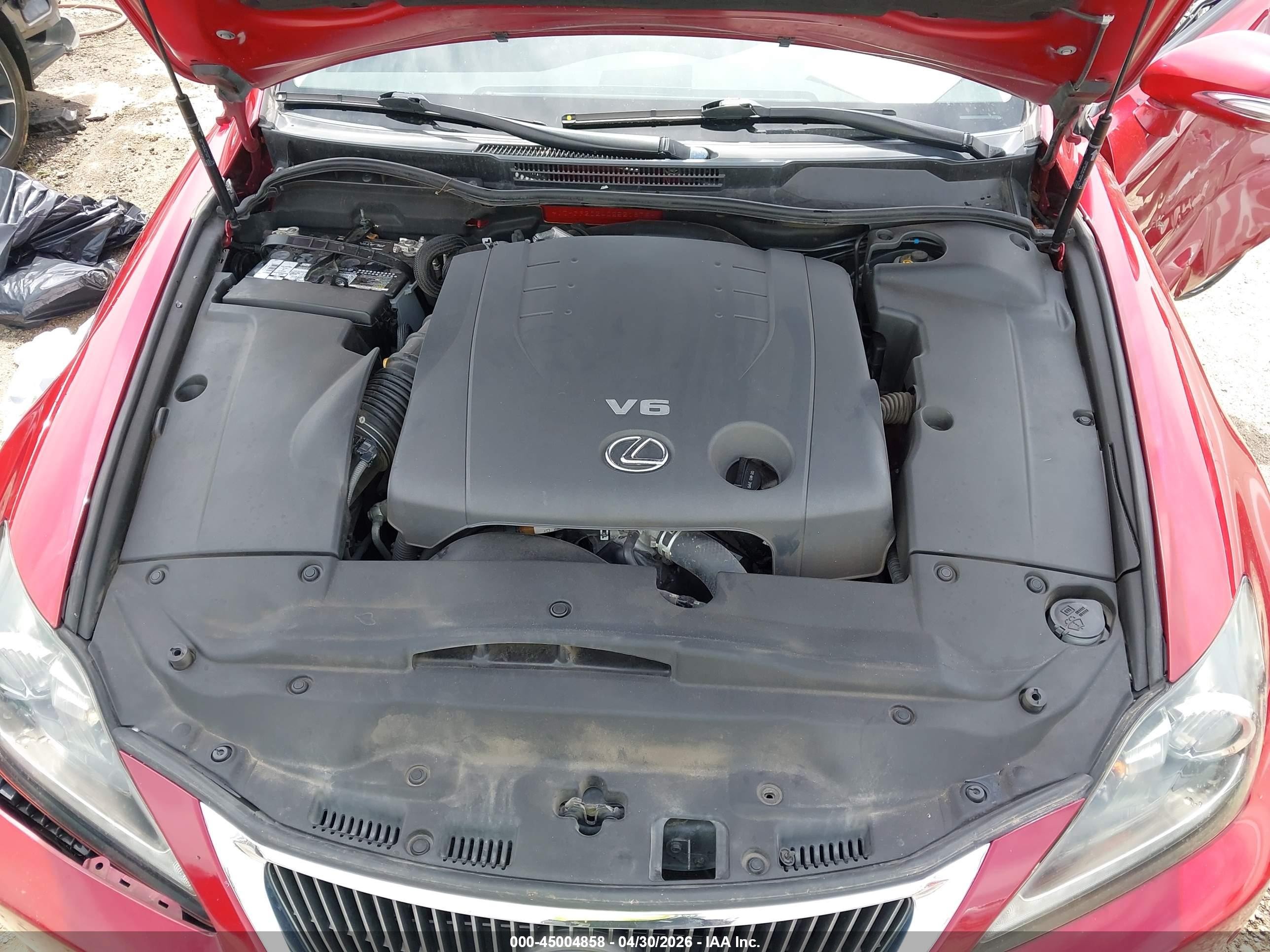 2012 Lexus Is 250c   Maroon vin: JTHFF2C24C2521876