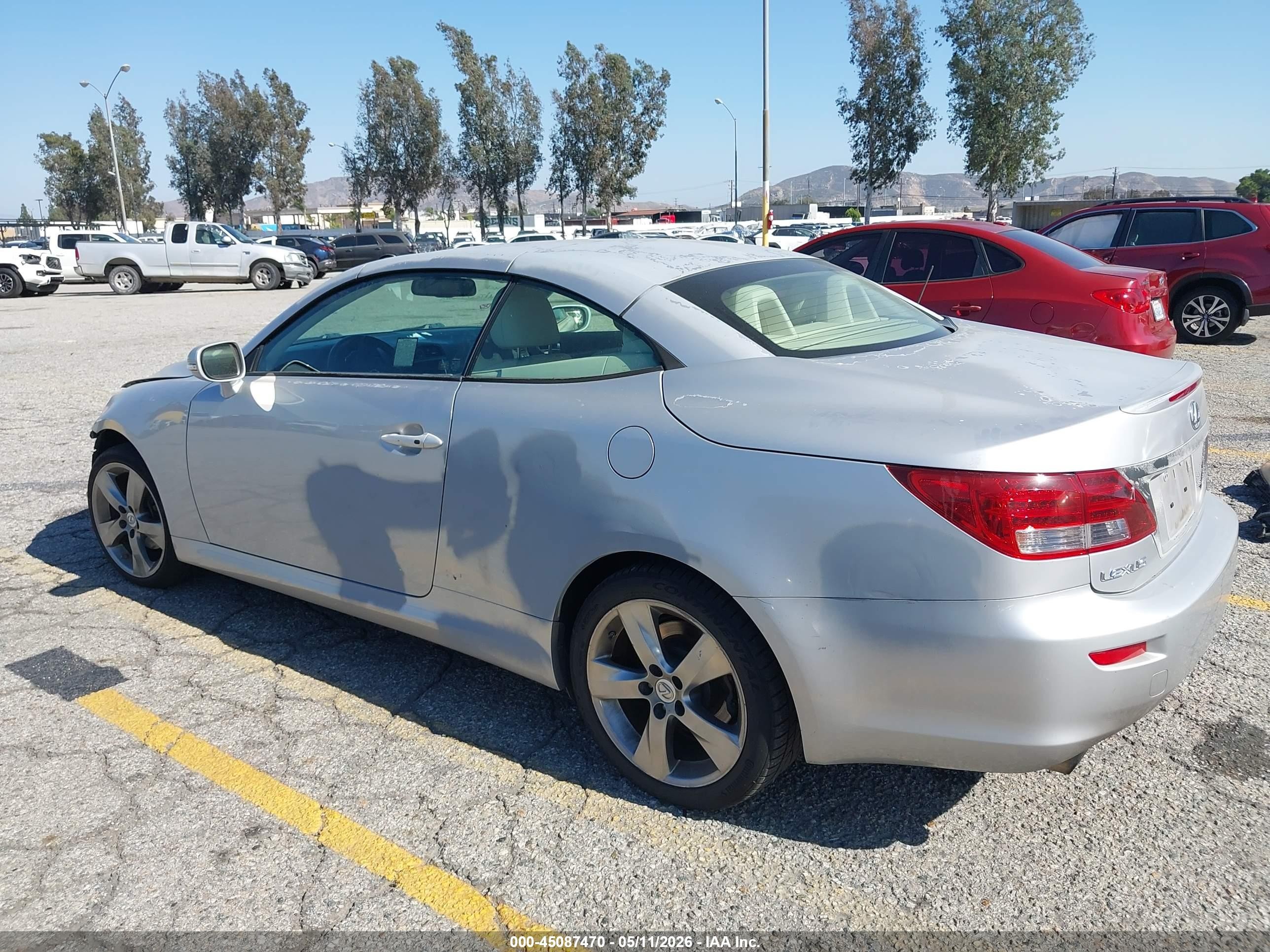 2010 Lexus Is 250c Silver vin: JTHFF2C26A2502498