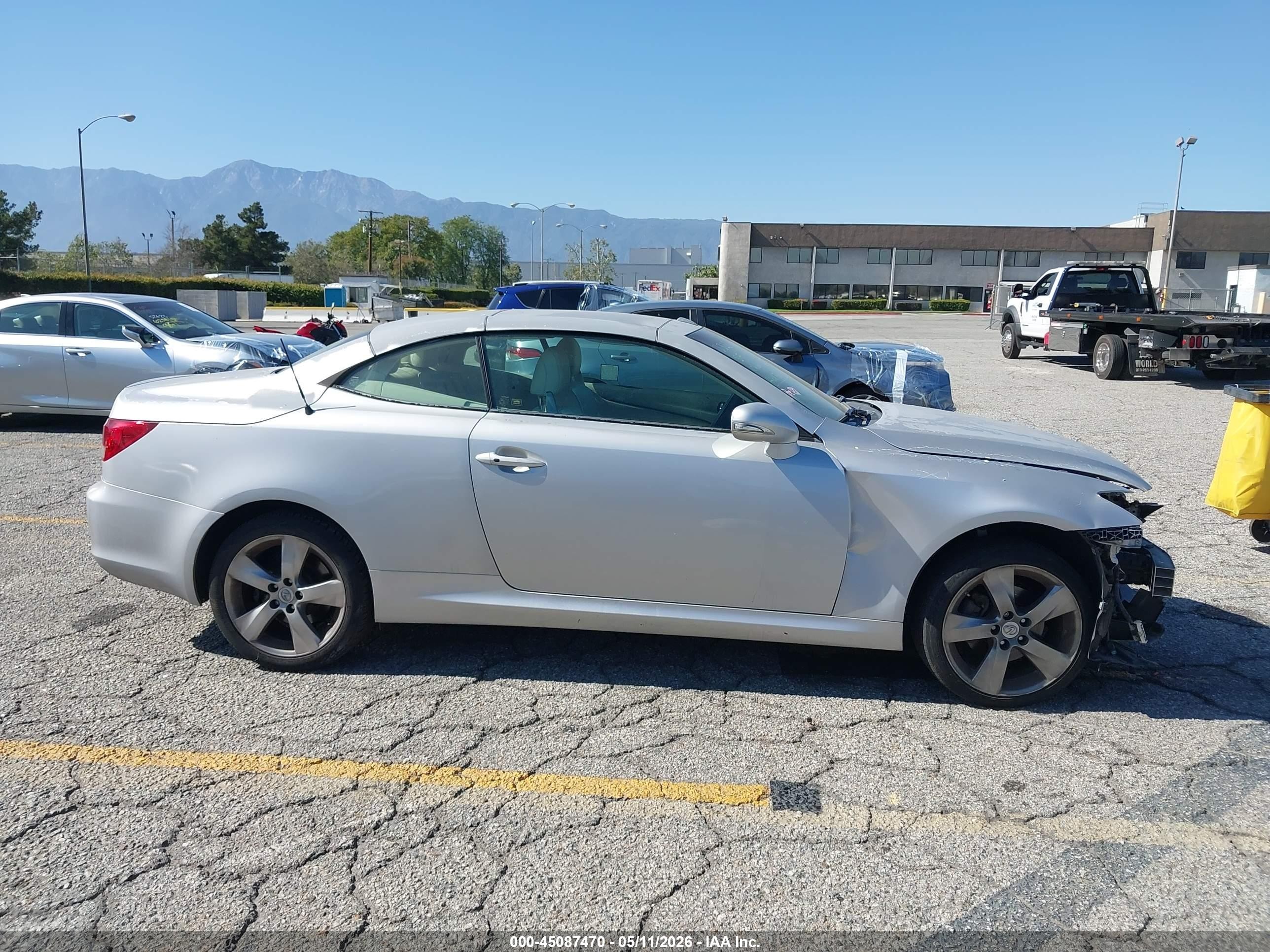 2010 Lexus Is 250c Silver vin: JTHFF2C26A2502498