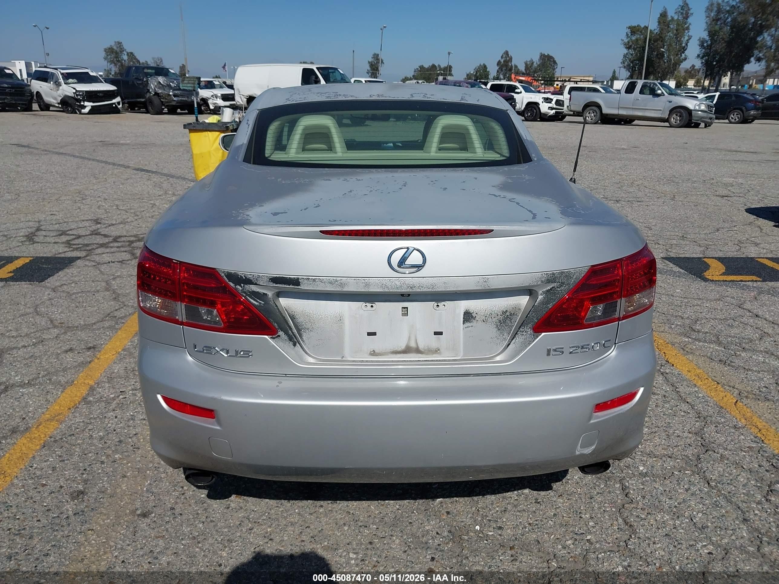 2010 Lexus Is 250c Silver vin: JTHFF2C26A2502498