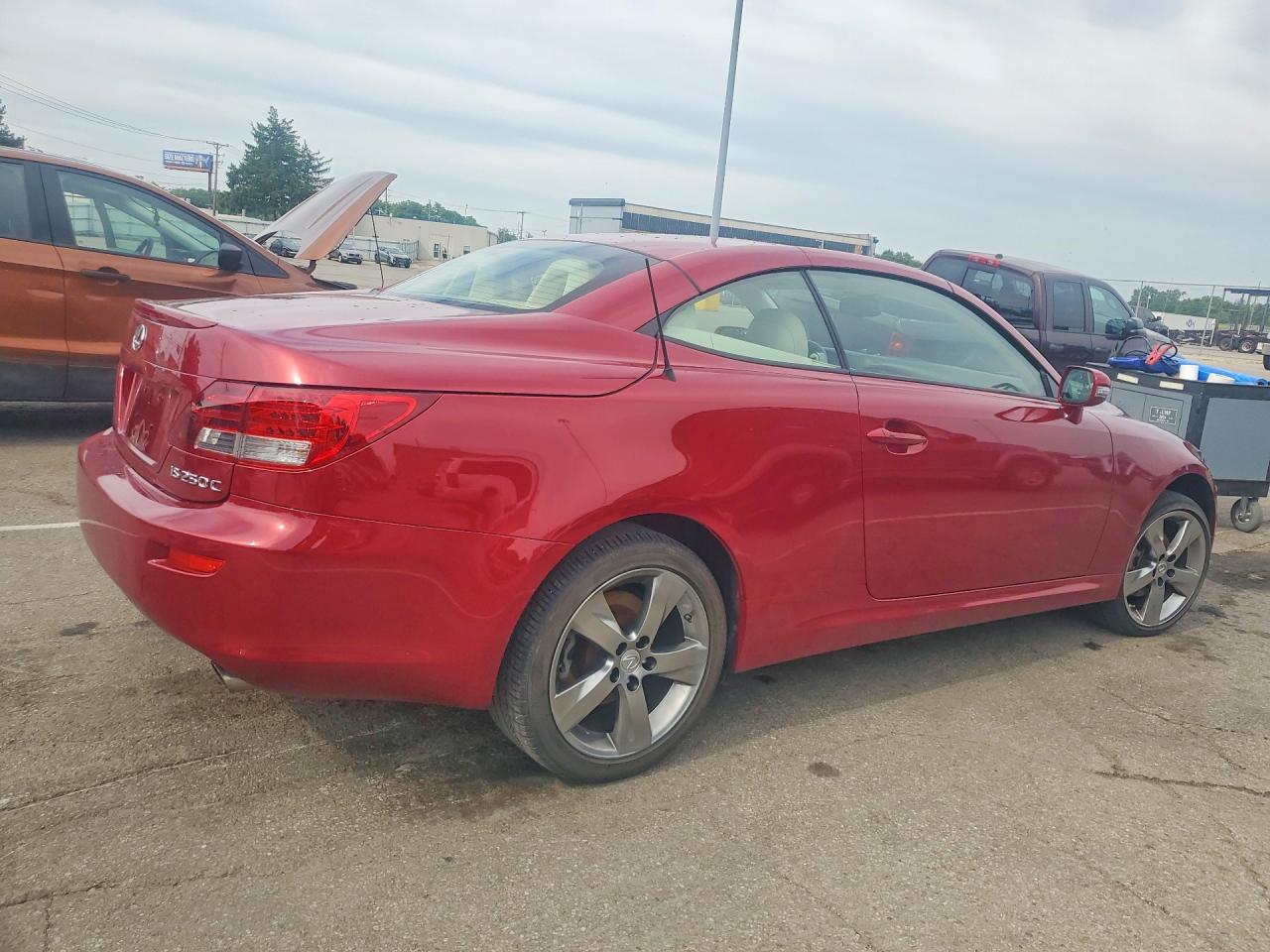 2011 Lexus Is 250 Red vin: JTHFF2C26B2520632