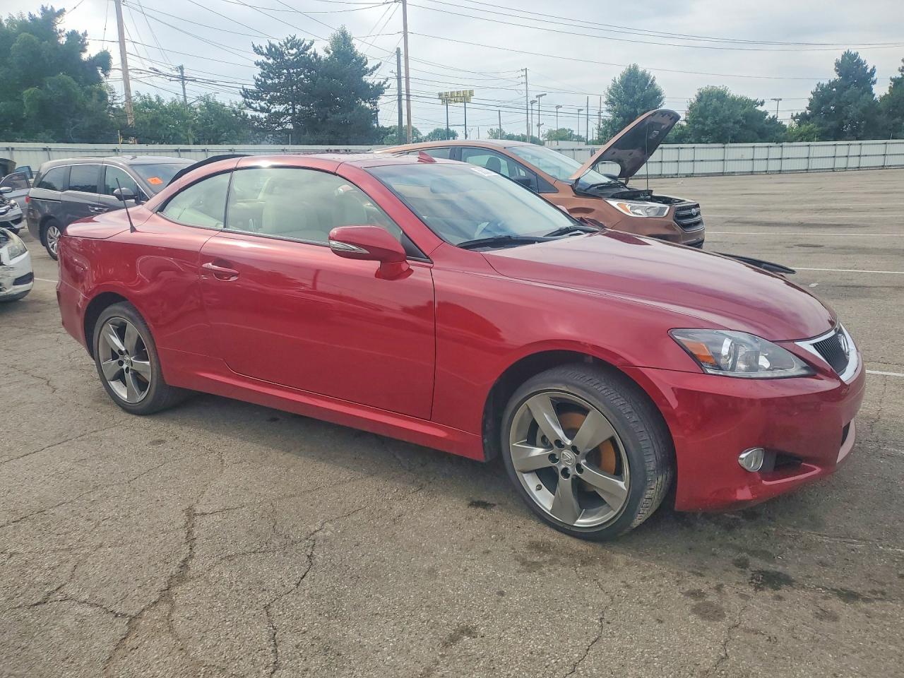 2011 Lexus Is 250 Red vin: JTHFF2C26B2520632