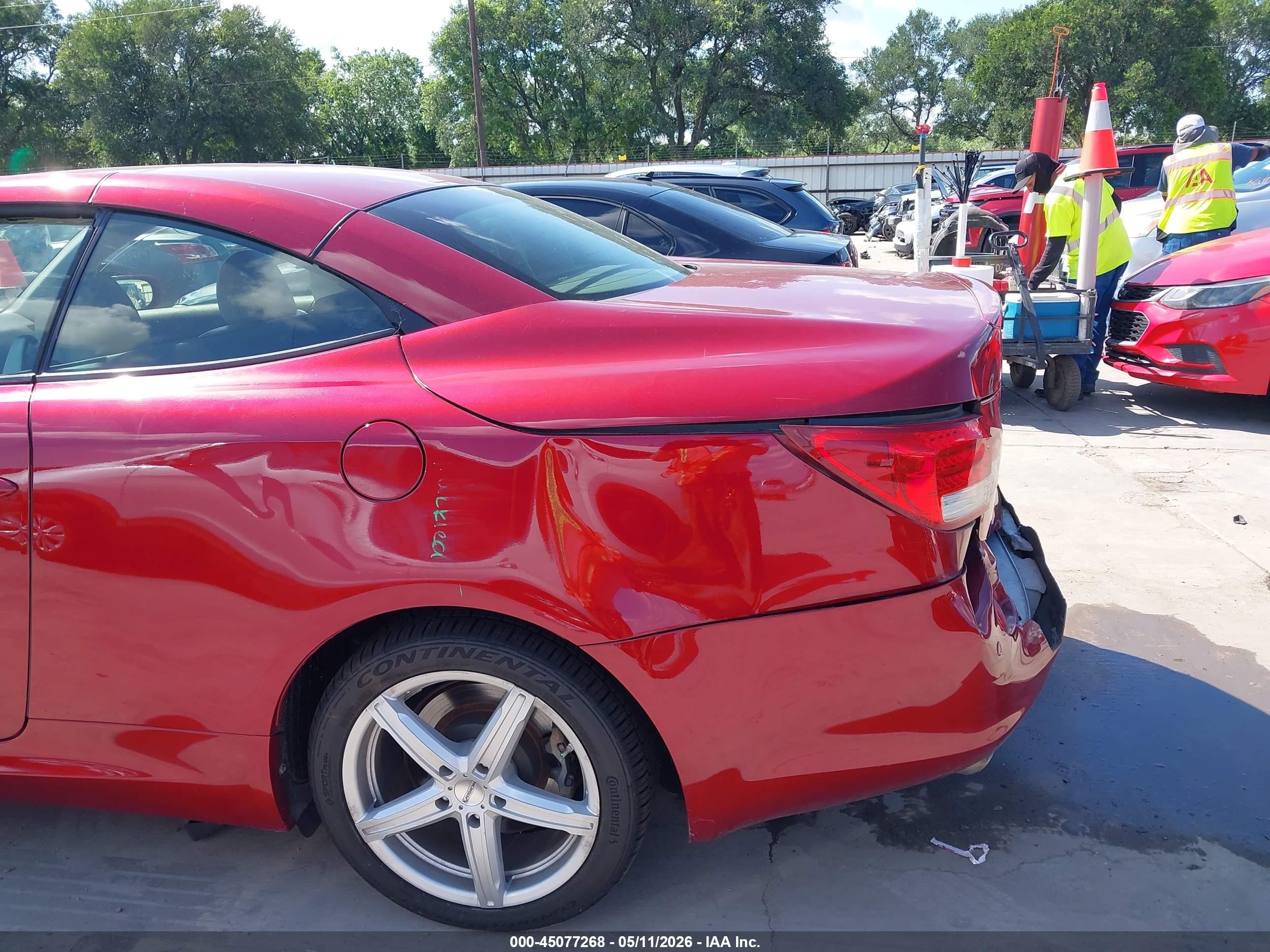 2013 Lexus Is 250c   Red vin: JTHFF2C26D2528023