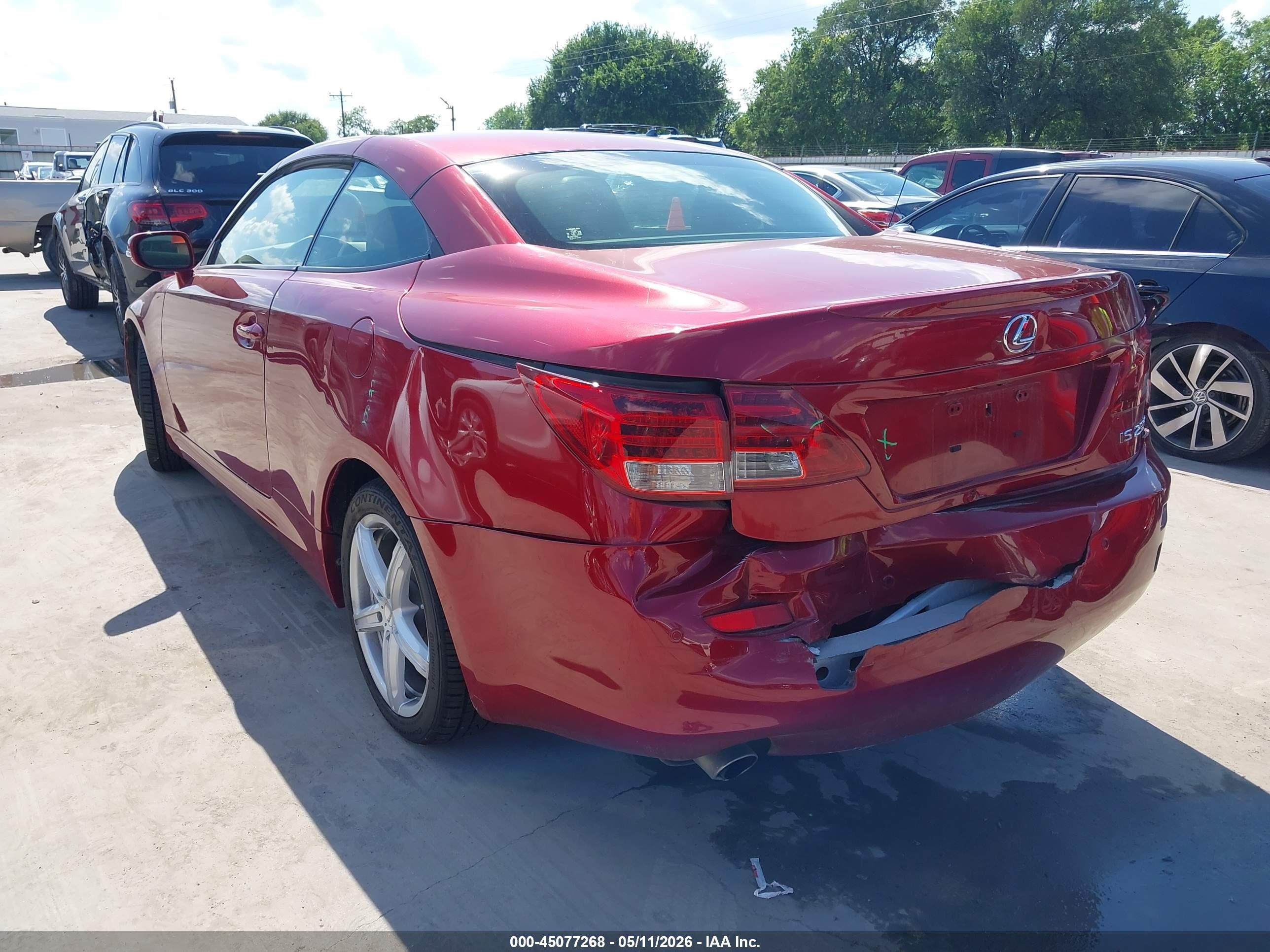 2013 Lexus Is 250c   Red vin: JTHFF2C26D2528023