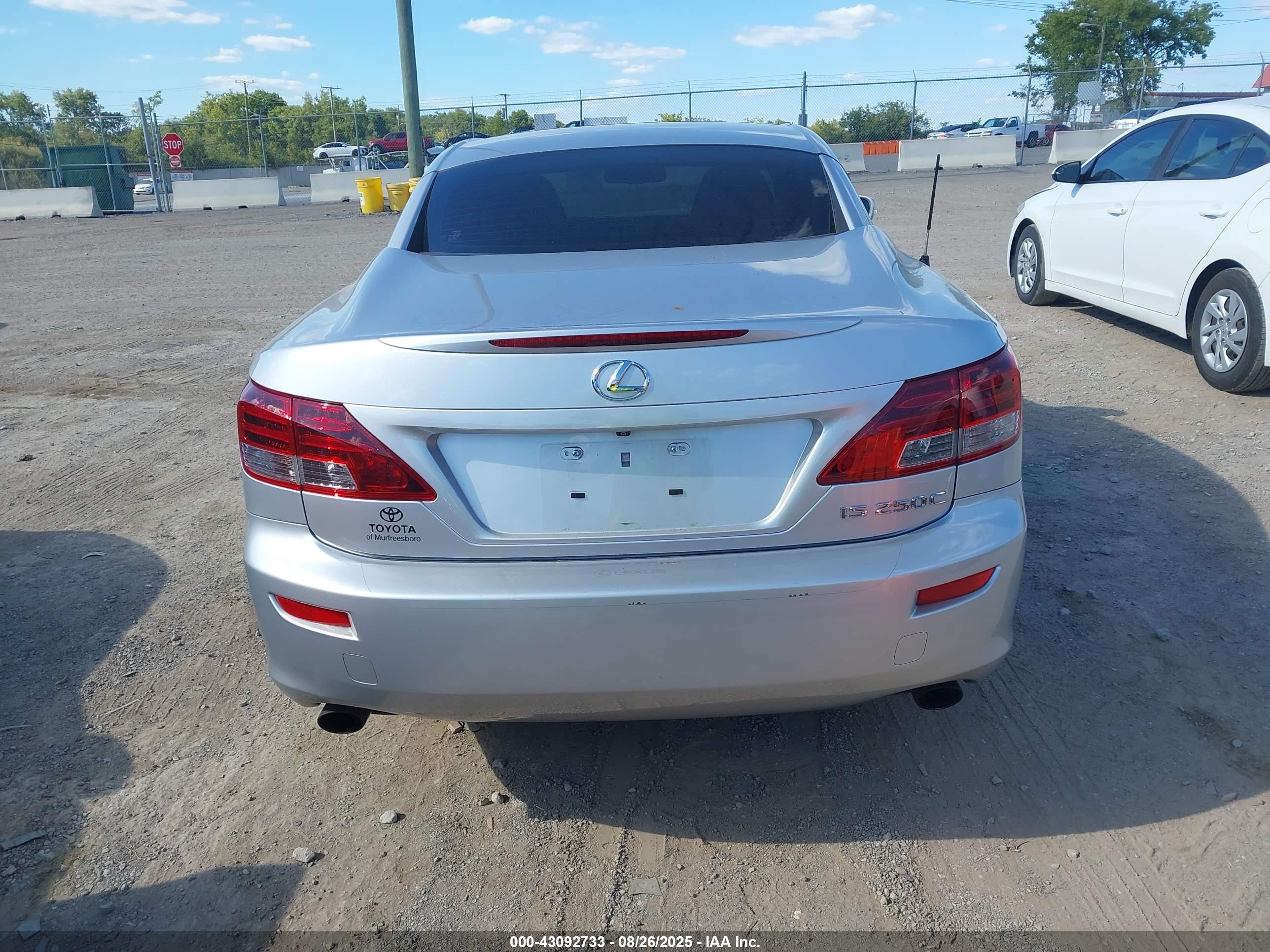 2015 Lexus Is 250c   Gray vin: JTHFF2C26F2532124