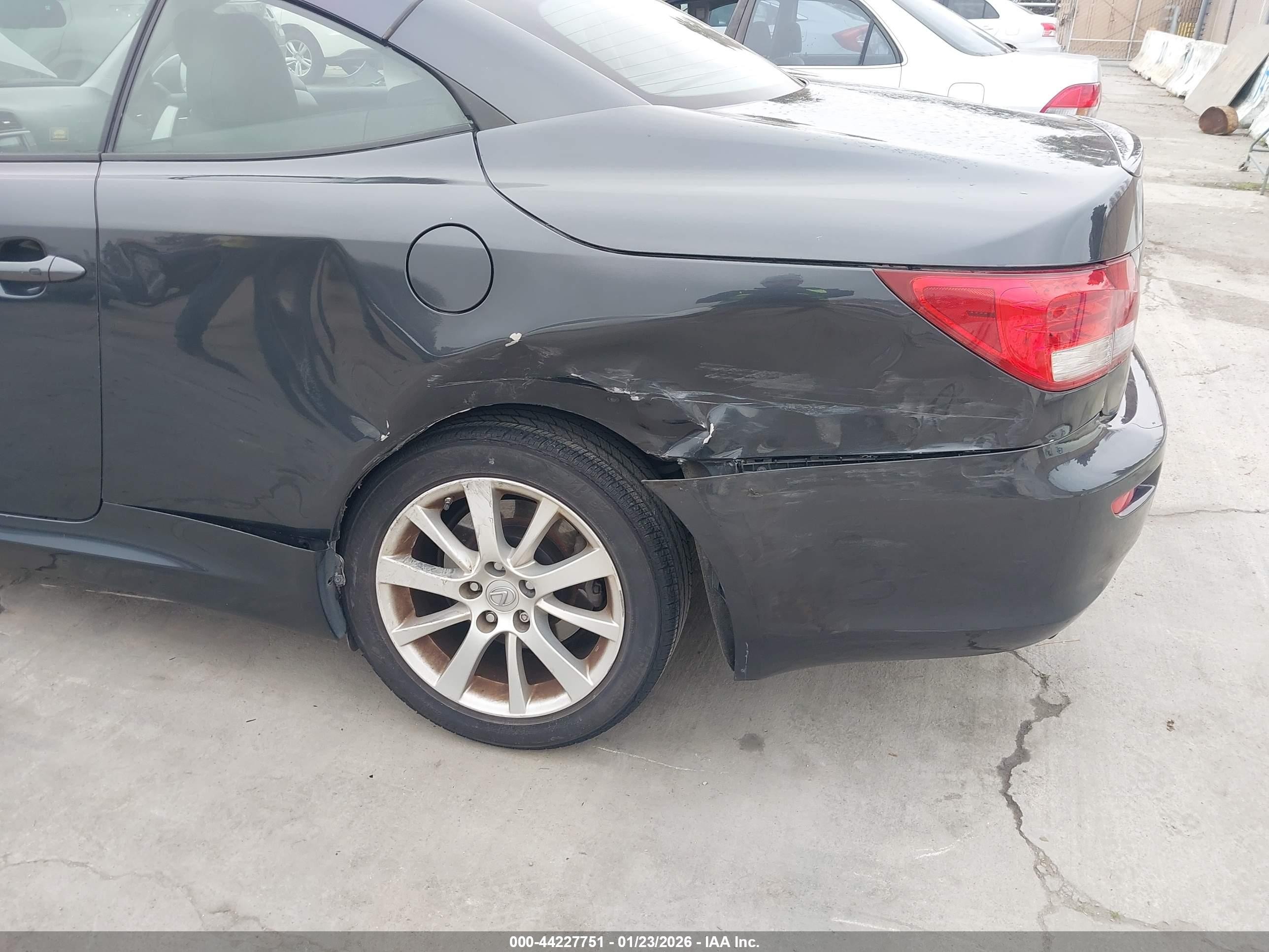 2010 Lexus Is 250c Black vin: JTHFF2C27A2509749