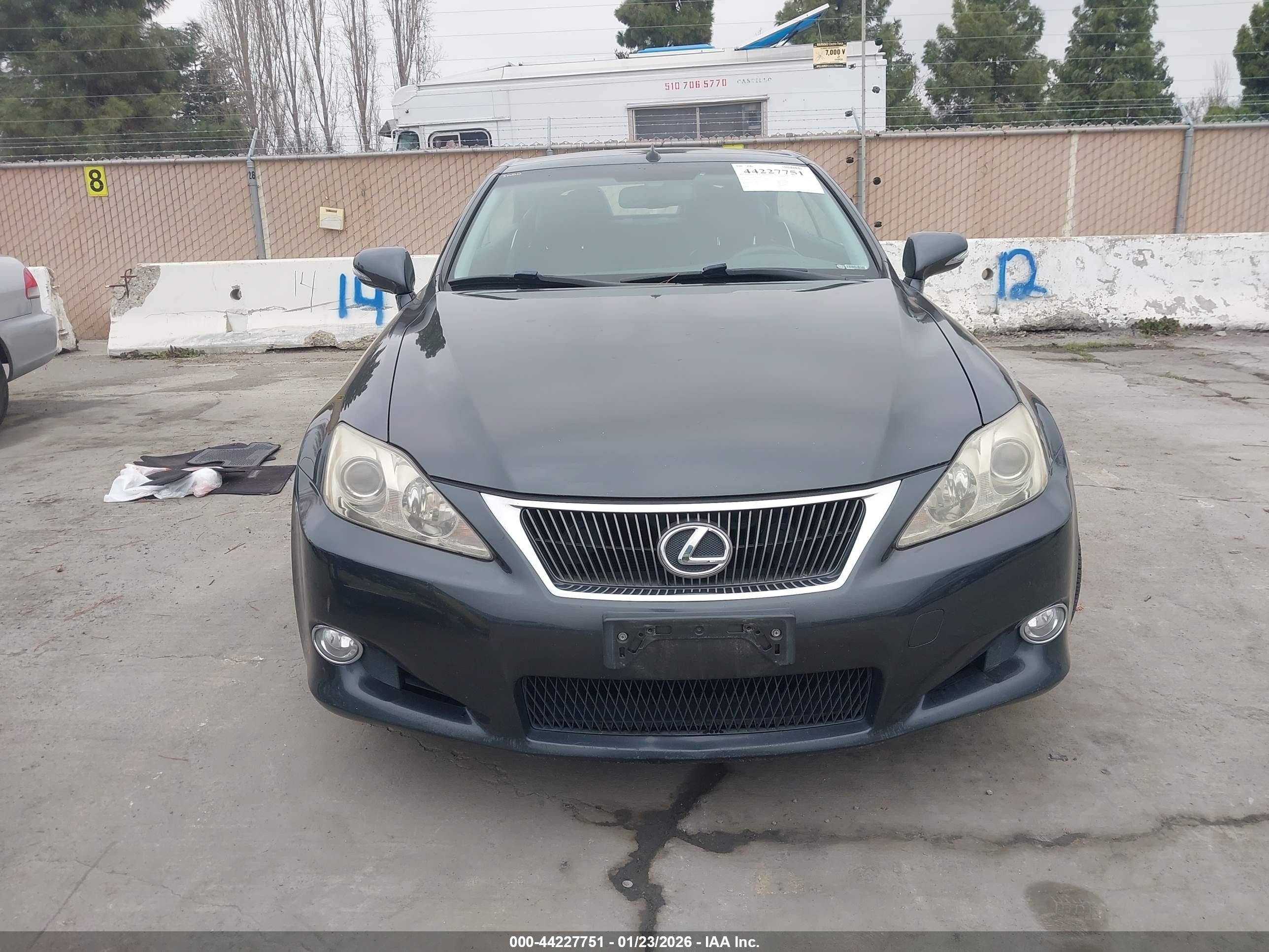 2010 Lexus Is 250c Black vin: JTHFF2C27A2509749