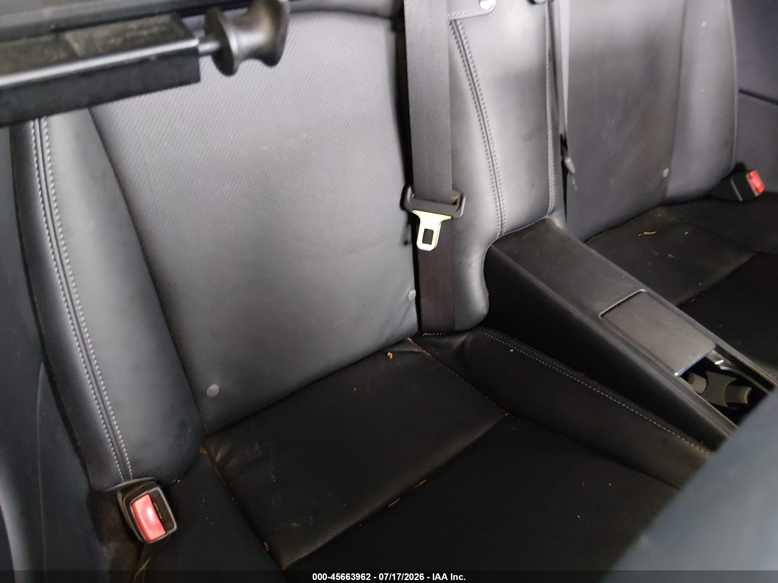 2010 Lexus Is 250c Черный vin: JTHFF2C27A2513235