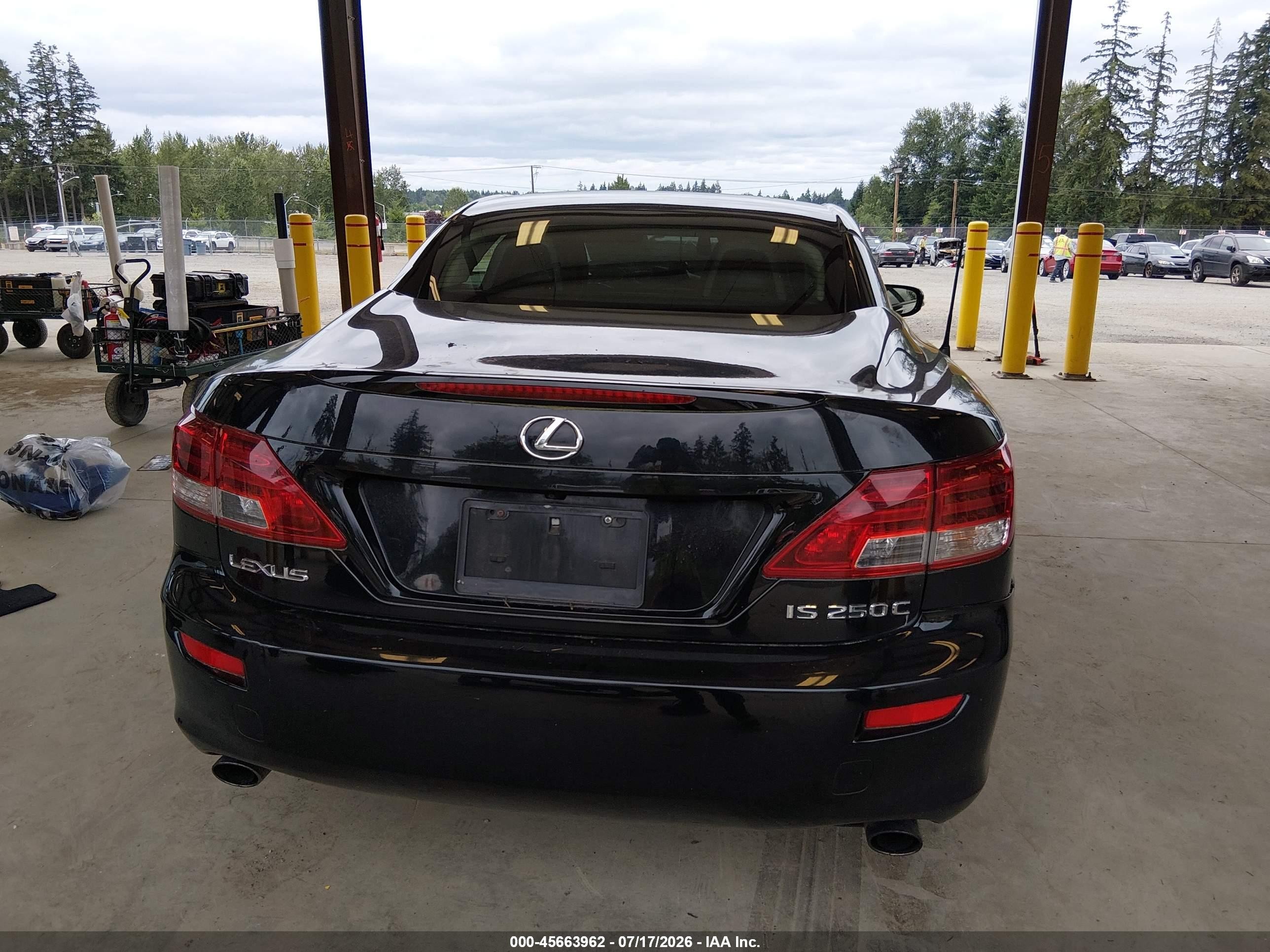 2010 Lexus Is 250c Черный vin: JTHFF2C27A2513235