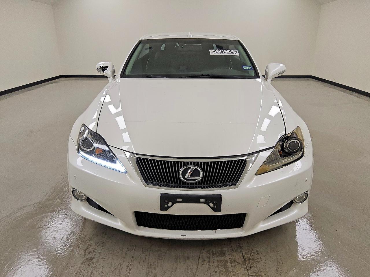 2015 Lexus Is 250 White vin: JTHFF2C27F2533136