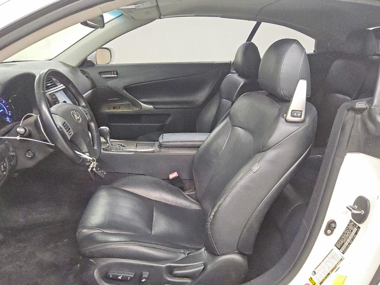 2015 Lexus Is 250 White vin: JTHFF2C27F2533136