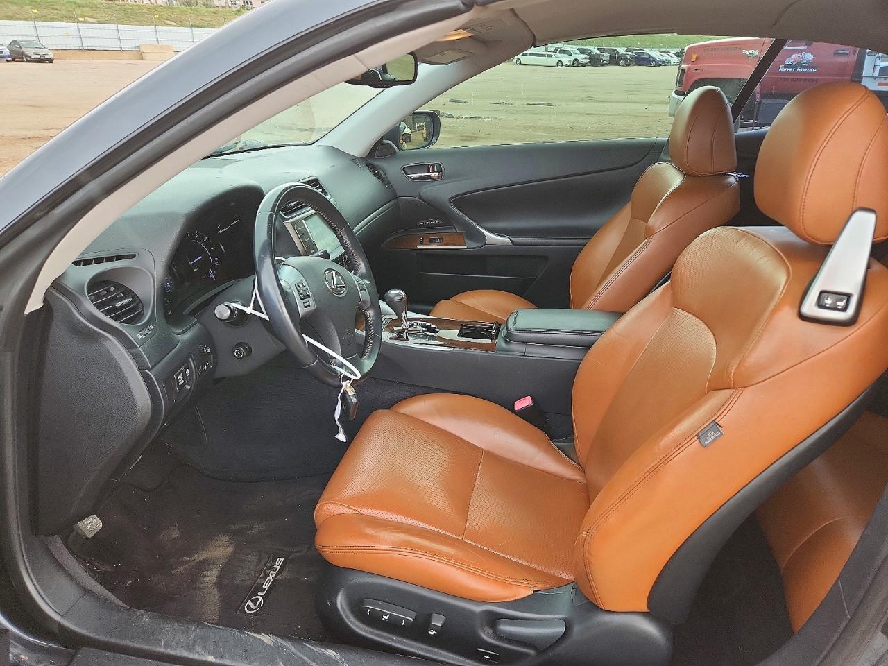 2011 Lexus Is 250c Base Charcoal vin: JTHFF2C28B2514959