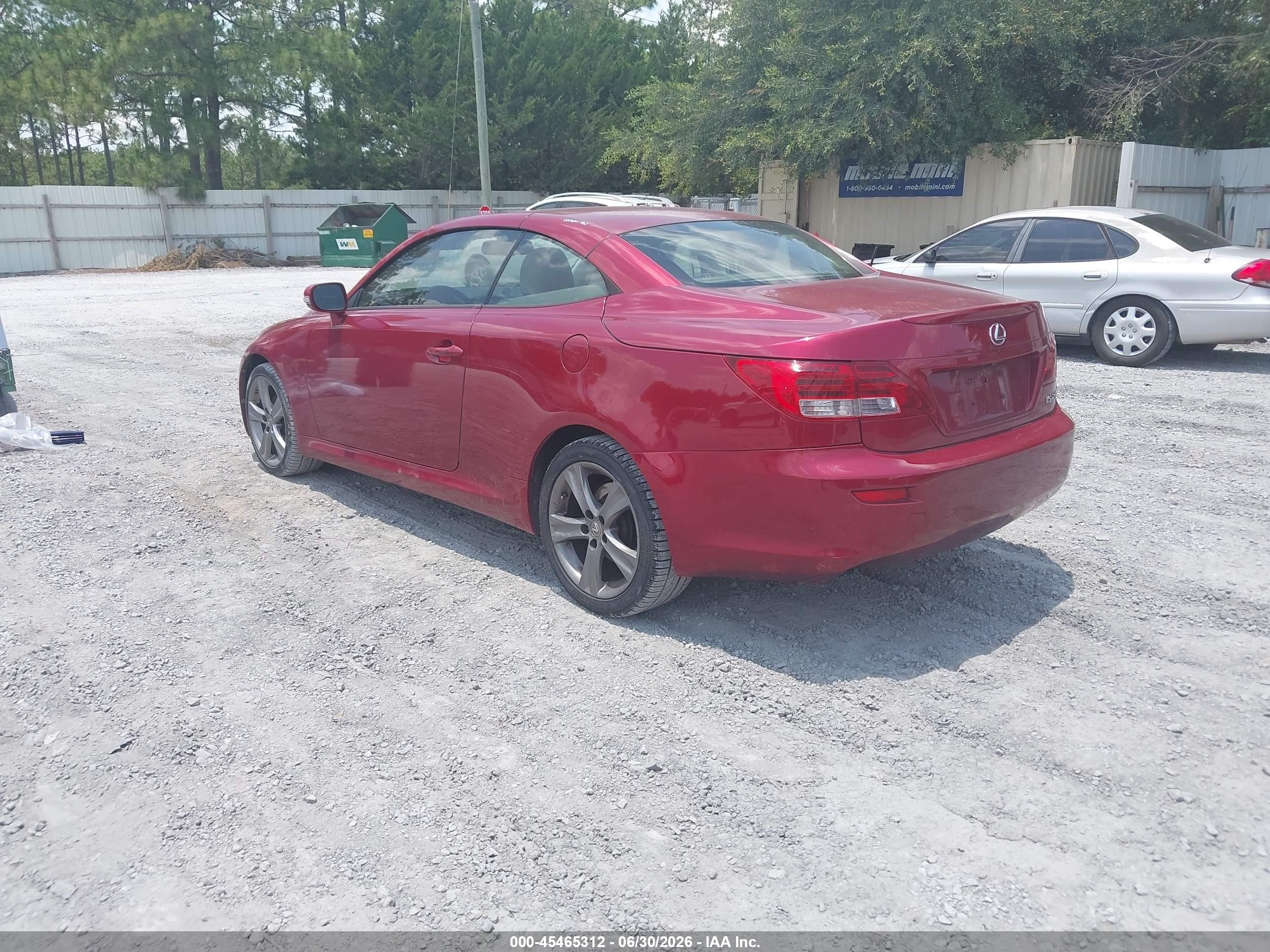 2014 Lexus Is 250c   Red vin: JTHFF2C28E2530373