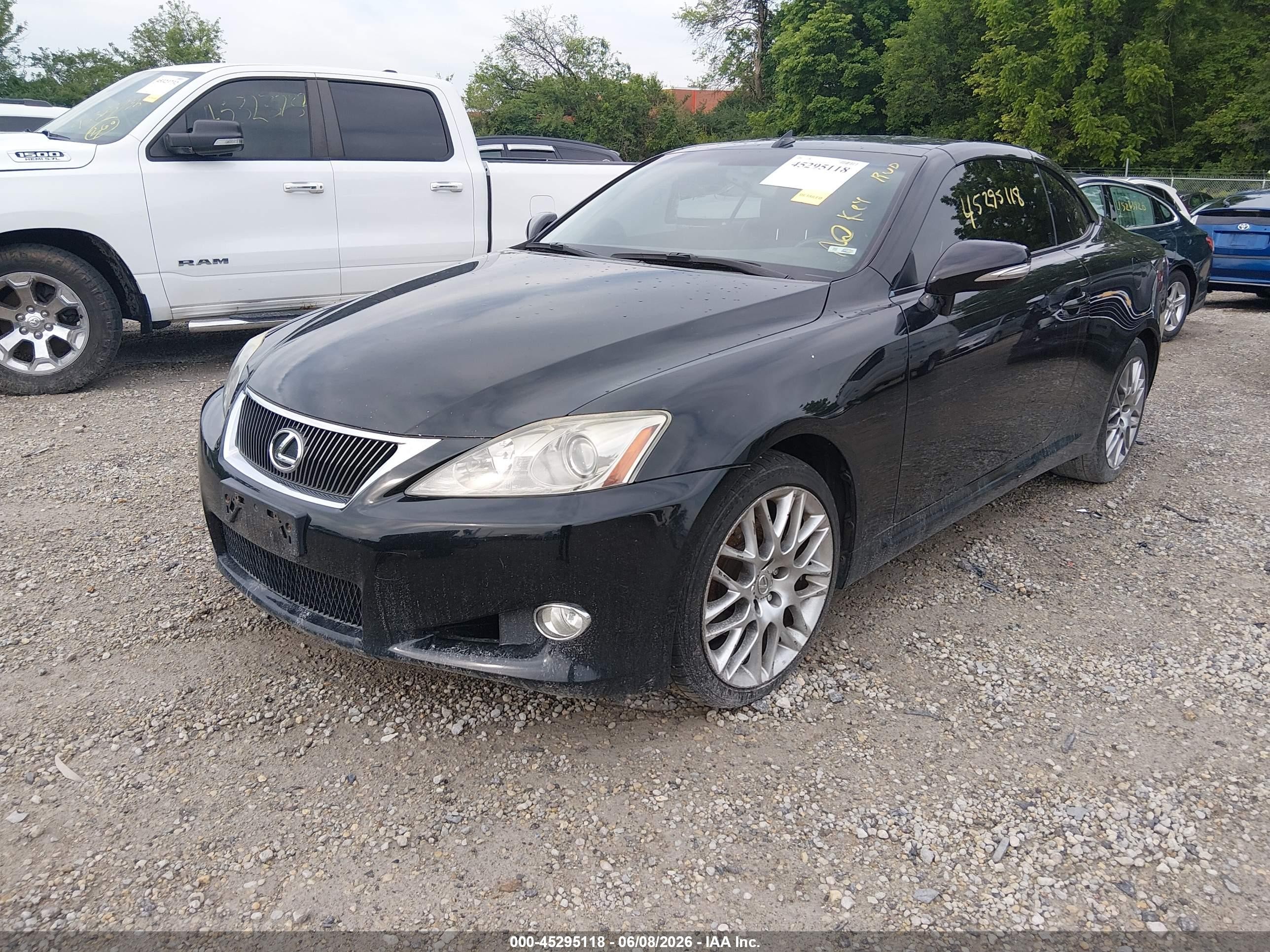 2010 Lexus Is 250c   Black vin: JTHFF2C29A2506898