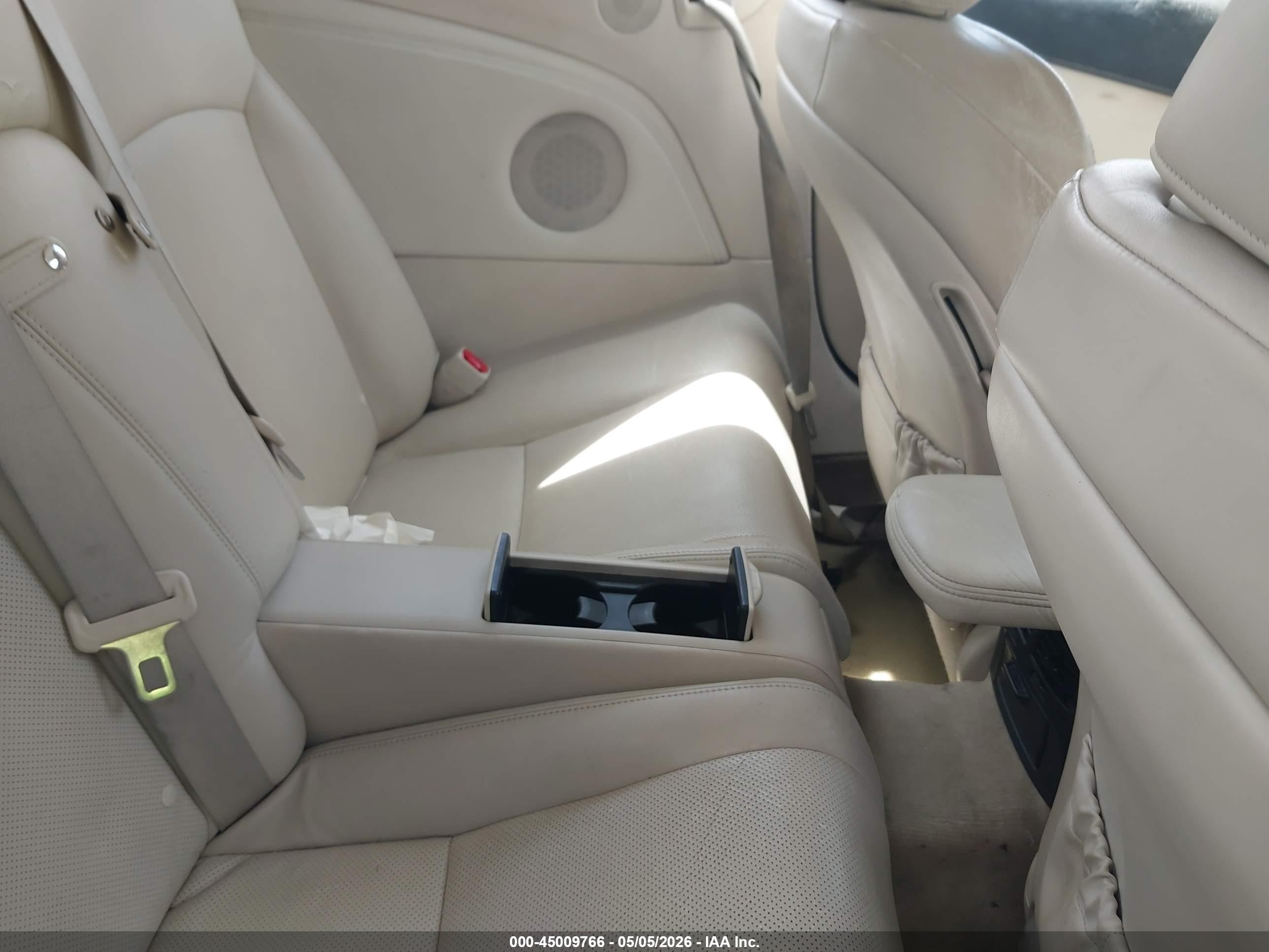 2010 Lexus Is 250c   Silver vin: JTHFF2C29A2507243