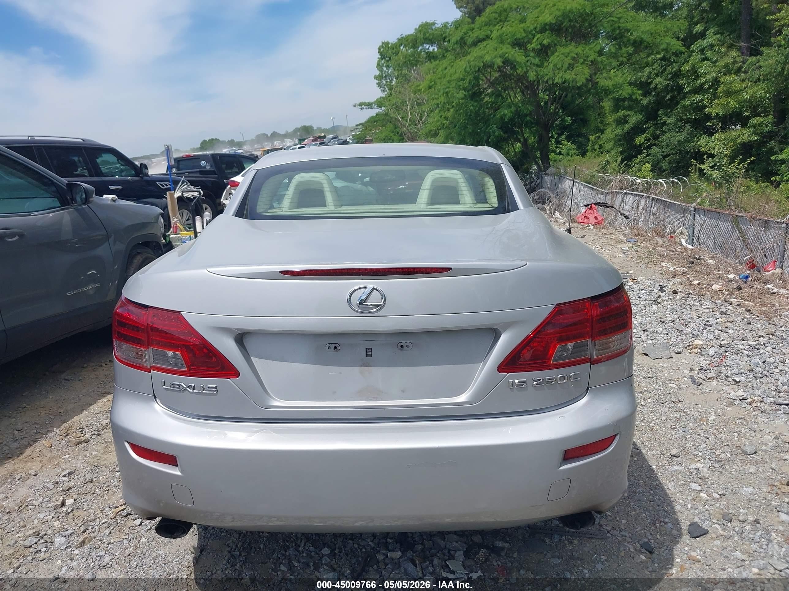 2010 Lexus Is 250c   Silver vin: JTHFF2C29A2507243