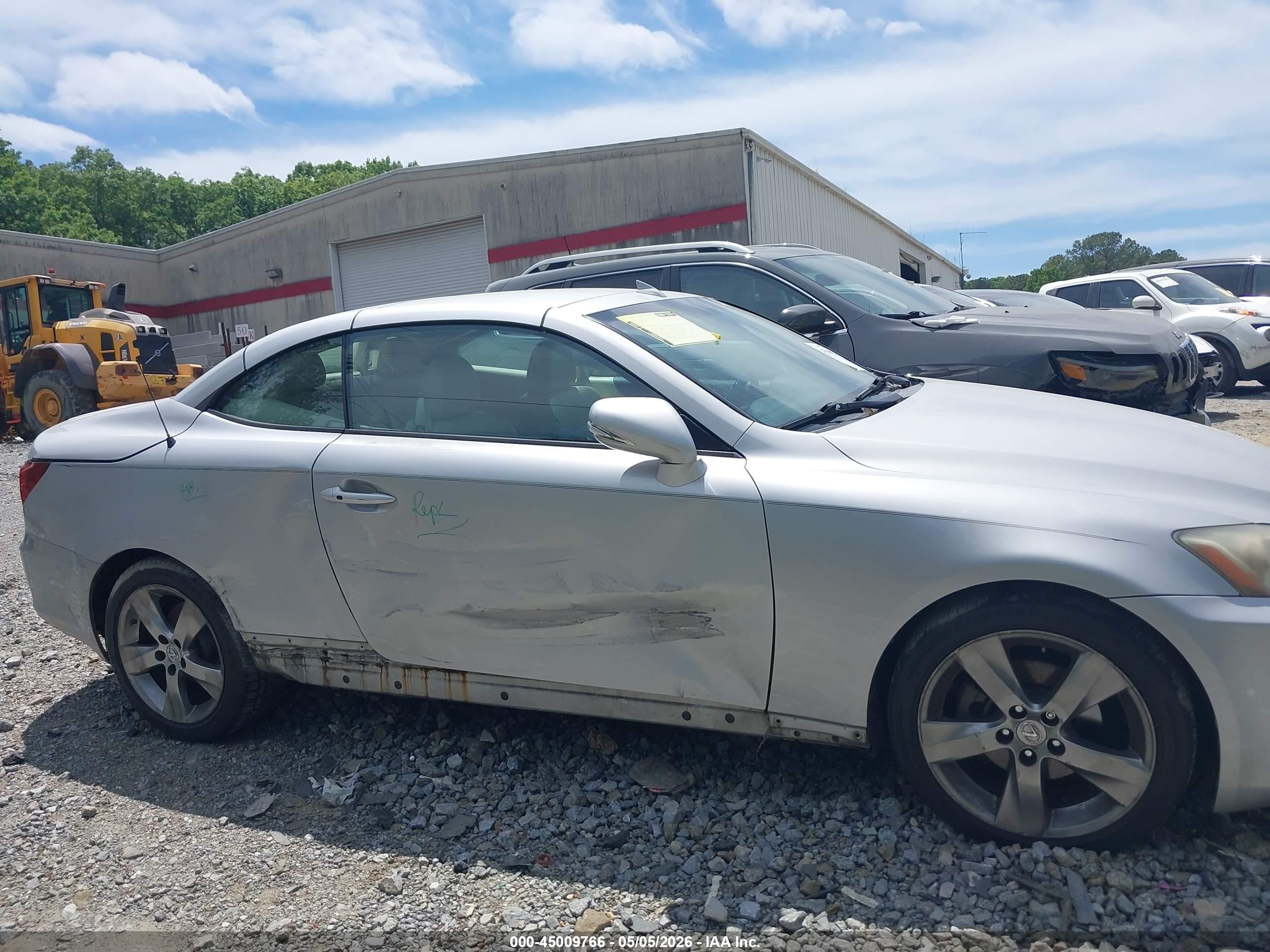 2010 Lexus Is 250c   Silver vin: JTHFF2C29A2507243