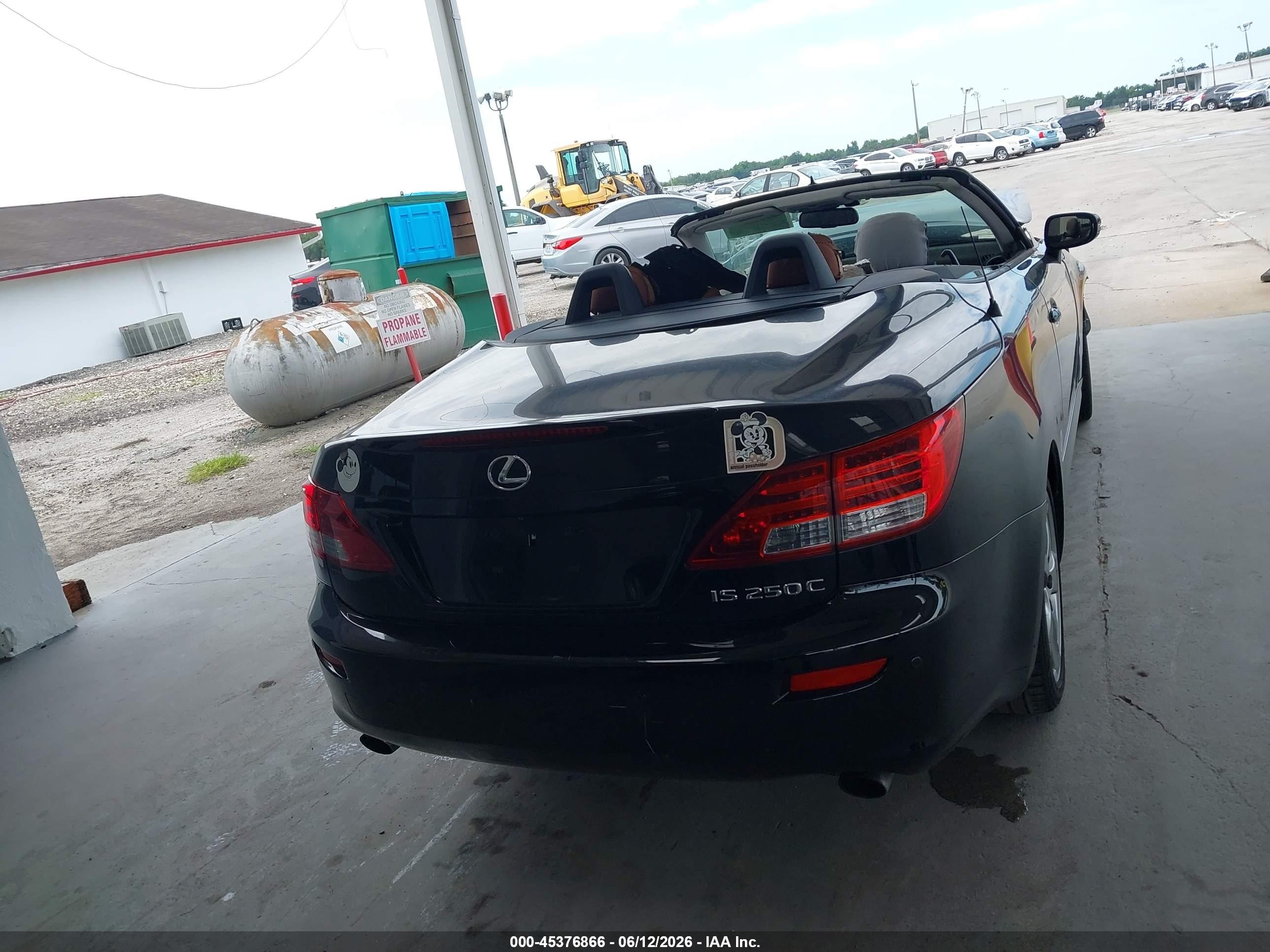 2011 Lexus Is 250c   Black vin: JTHFF2C29B2517594