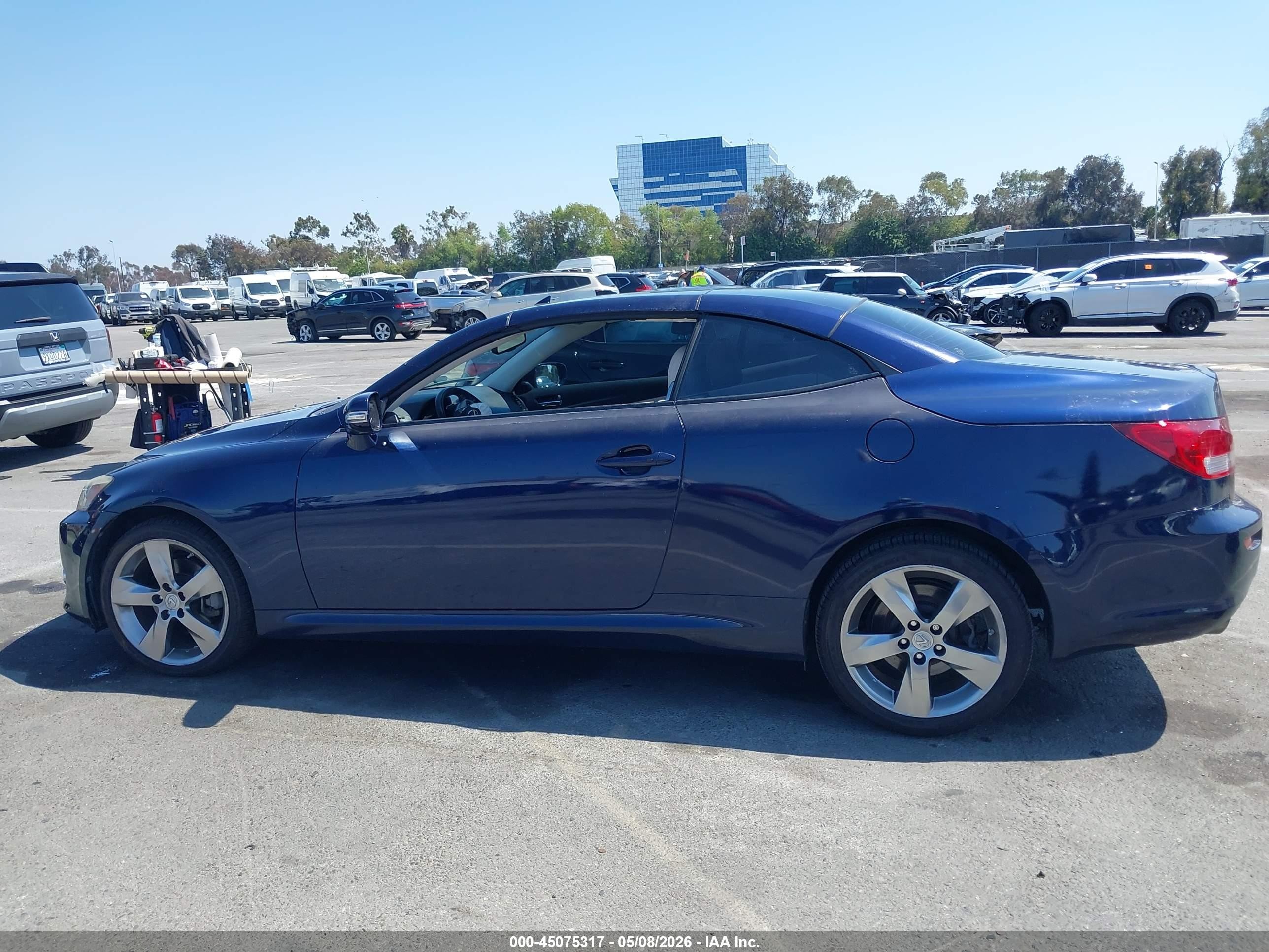 2011 Lexus Is 250c   Blue vin: JTHFF2C29B2518180