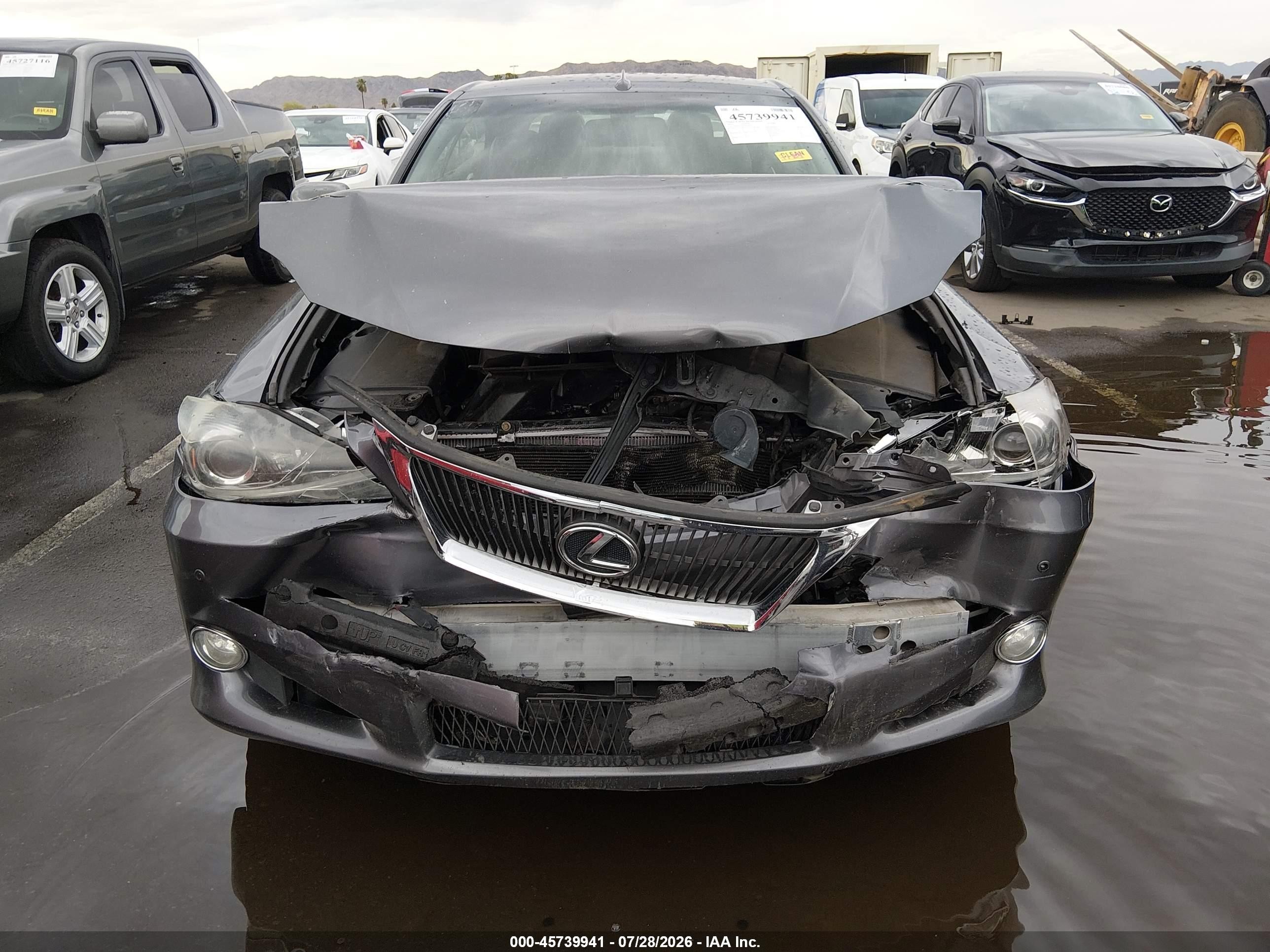 2013 Lexus Is 250c   Серый vin: JTHFF2C29D2527559