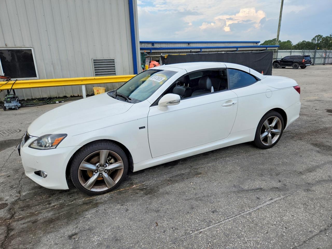 2015 Lexus Is 250 White vin: JTHFF2C29F2532084