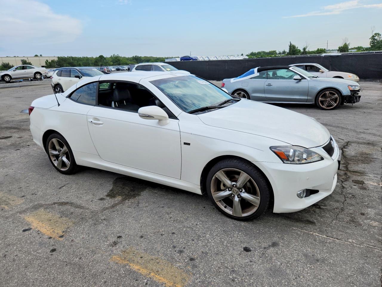 2015 Lexus Is 250 White vin: JTHFF2C29F2532084