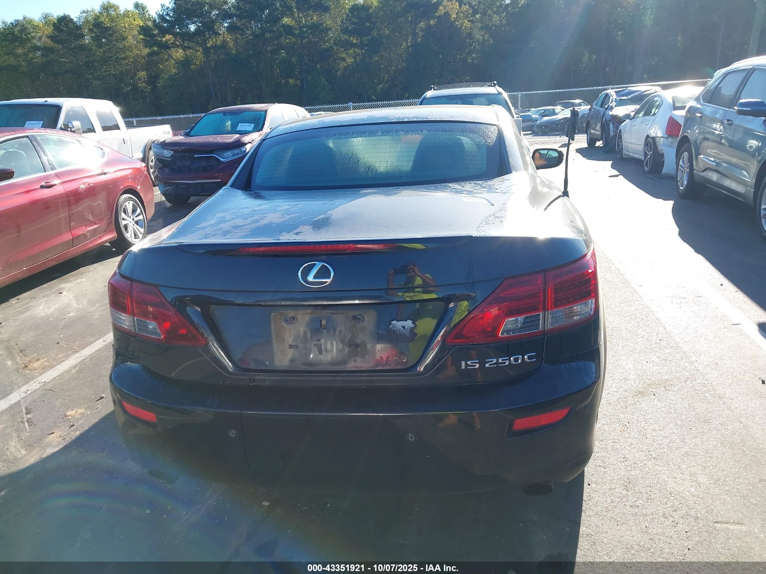 2015 Lexus Is 250c   Black vin: JTHFF2C29F2532439