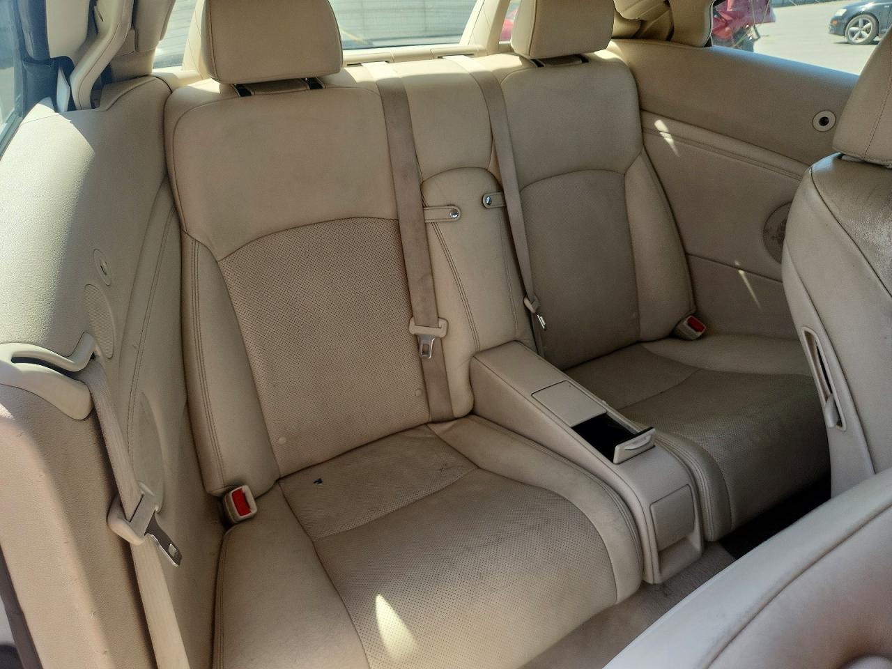 2010 Lexus Is 250c Base Silver vin: JTHFF2C2XA2503282